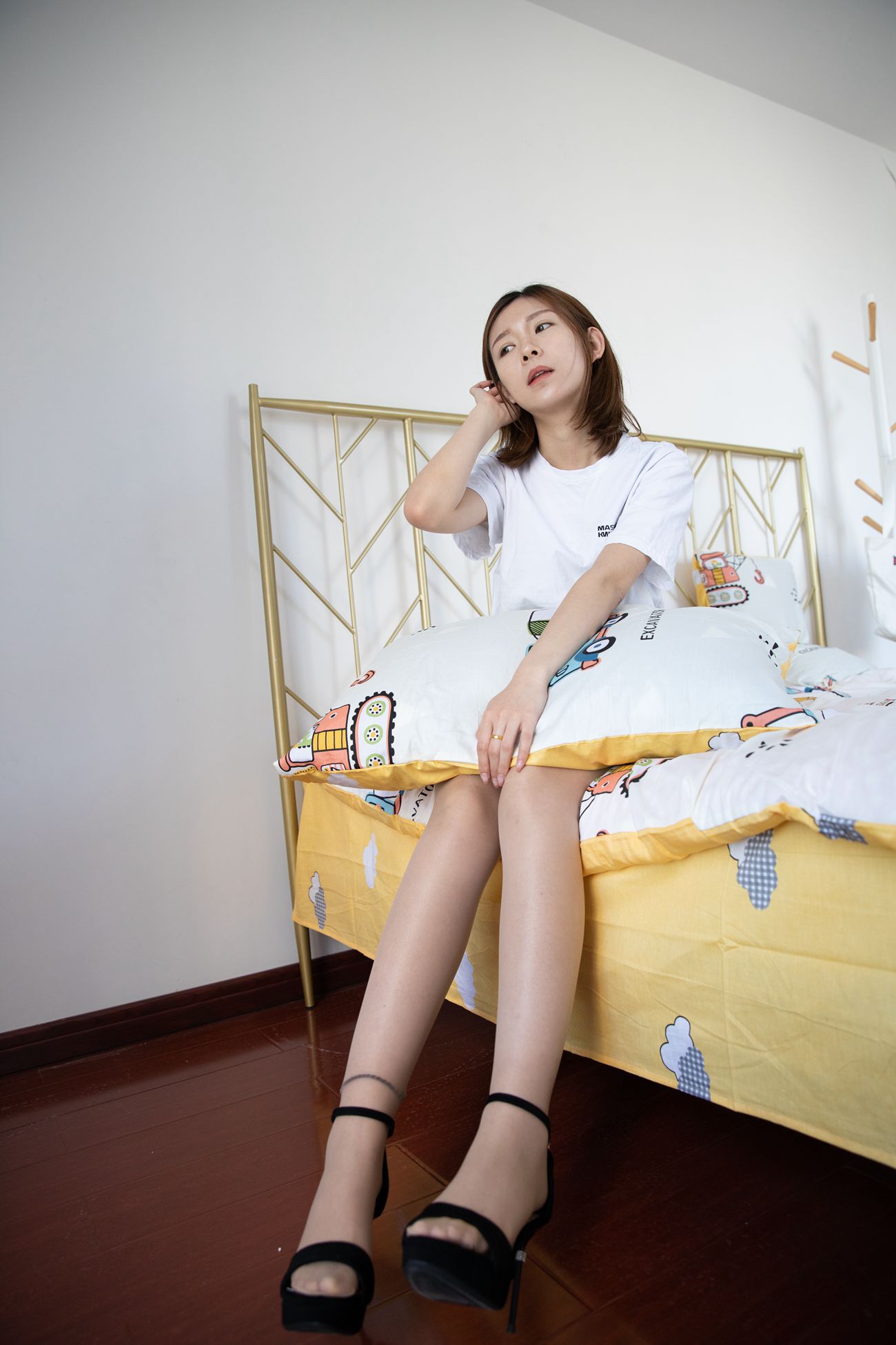 图片[72]-物恋传媒 No.405 婷婷-刀与糖 [138P] – 速更版-美库