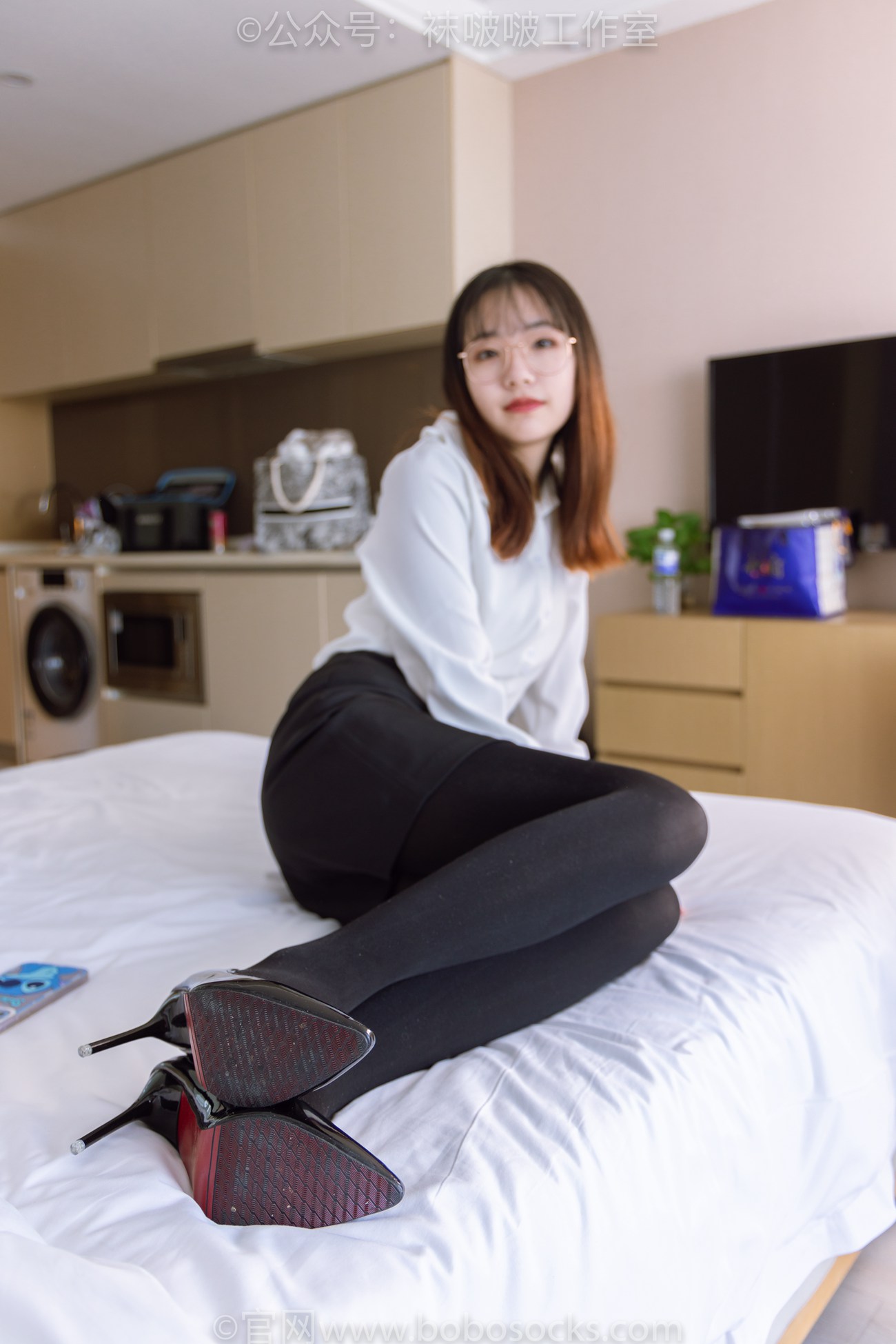 图片[31]-[BoBoSocks袜啵啵]NO.090 小甜豆-高跟鞋、厚黑丝[140P] – 速更版-美库