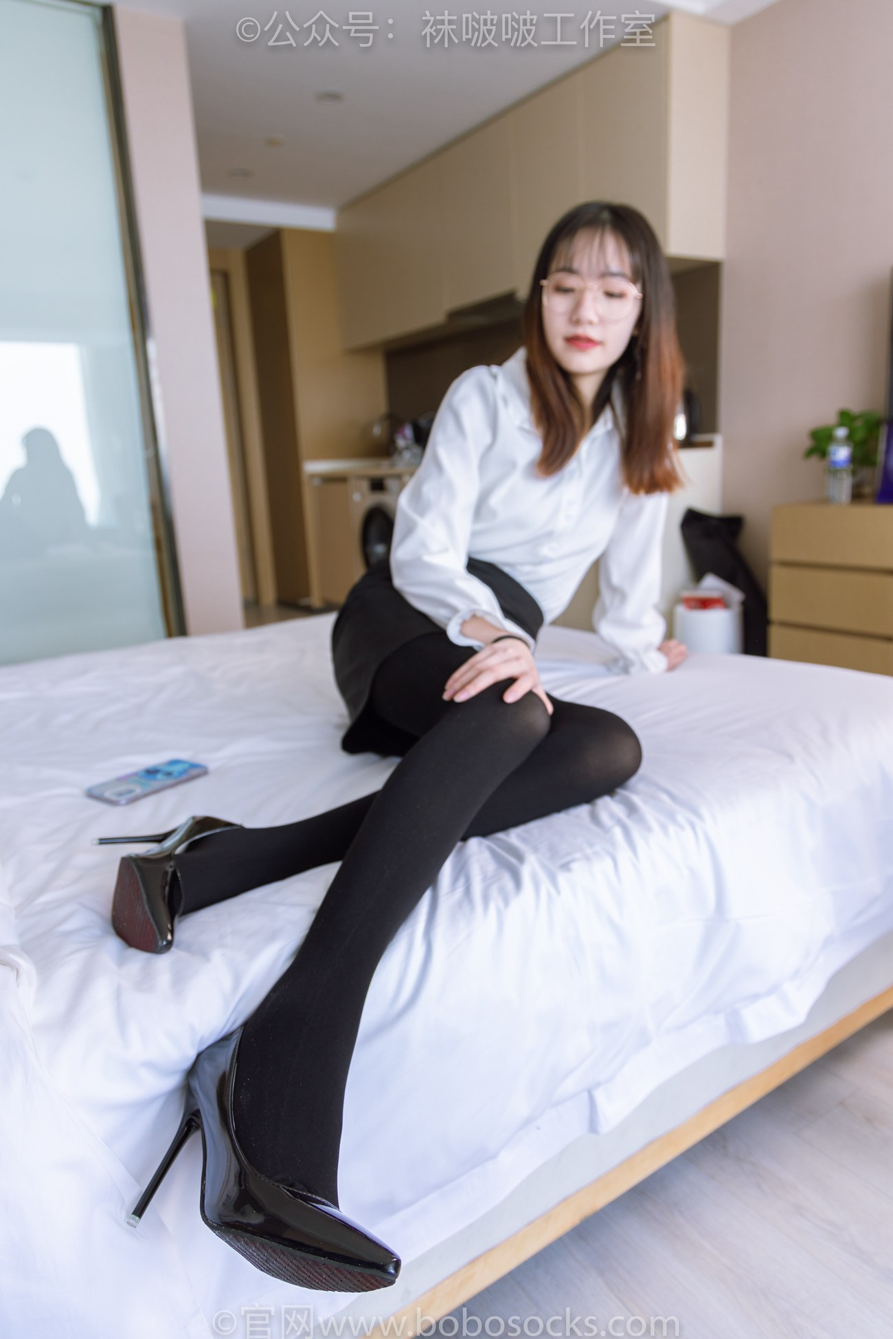 图片[33]-[BoBoSocks袜啵啵]NO.090 小甜豆-高跟鞋、厚黑丝[140P] – 速更版-美库