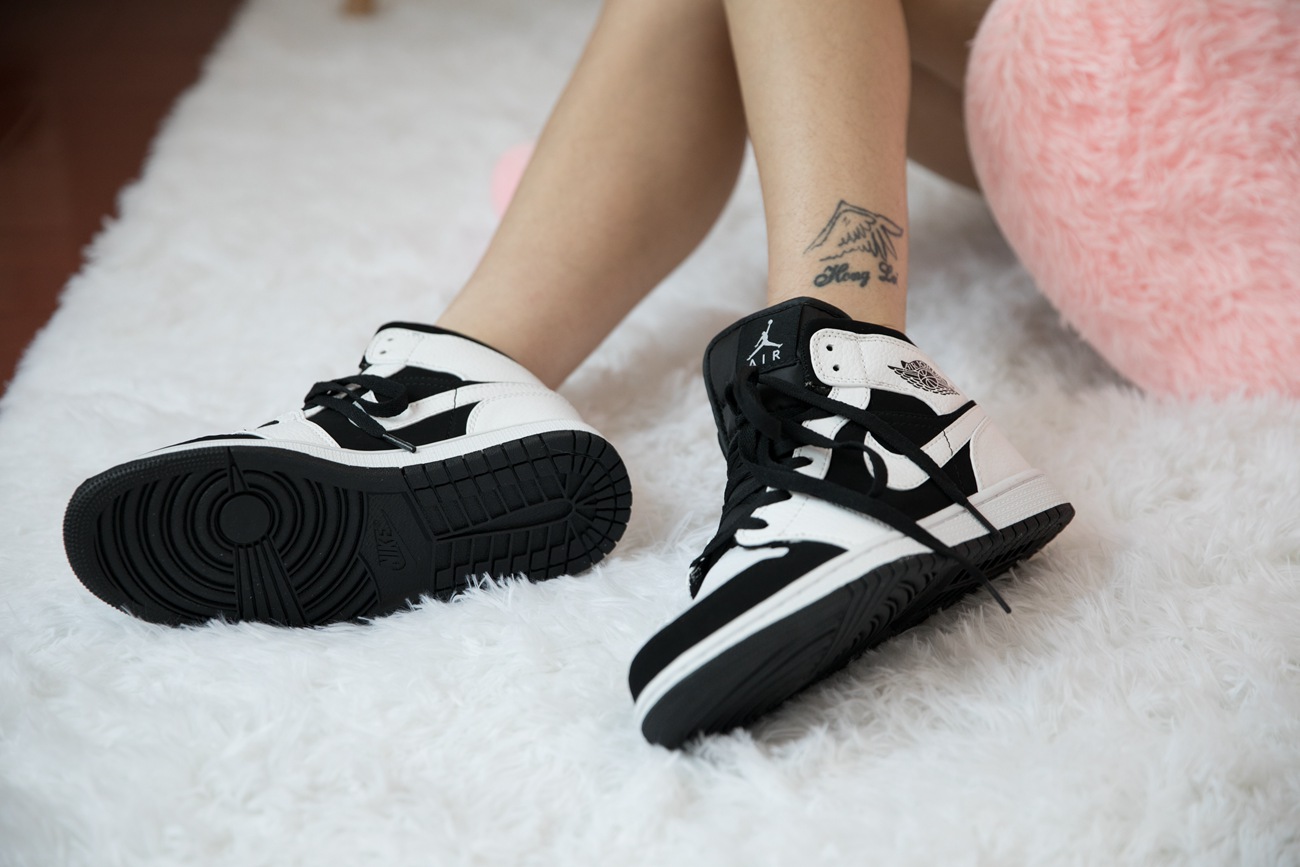 图片[18]-[物恋传媒] No.411 言言-午夜的粉蔷薇 [147P] – 速更版-美库