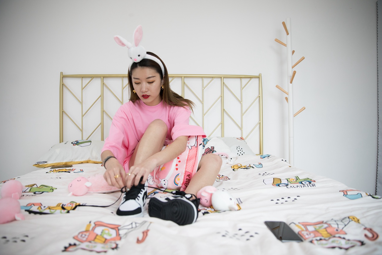 图片[50]-[物恋传媒] No.411 言言-午夜的粉蔷薇 [147P] – 速更版-美库