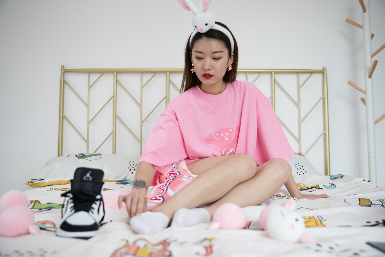 图片[92]-[物恋传媒] No.411 言言-午夜的粉蔷薇 [147P] – 速更版-美库