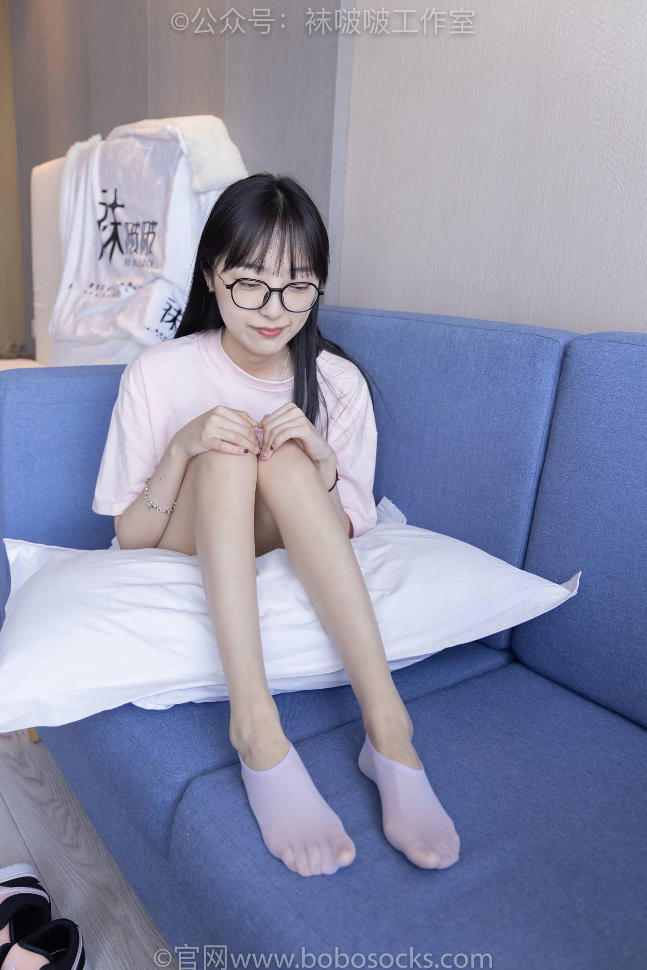 图片[21]-[BoBoSocks袜啵啵]NO.091 稚予-板鞋、淡粉色船袜、黑色船袜、裸足[148P] – 速更版-美库