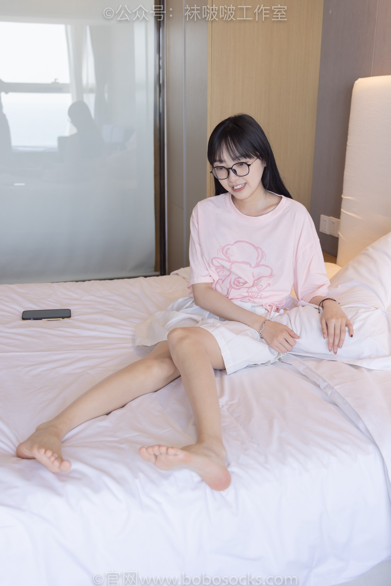 图片[53]-[BoBoSocks袜啵啵]NO.091 稚予-板鞋、淡粉色船袜、黑色船袜、裸足[148P] – 速更版-美库