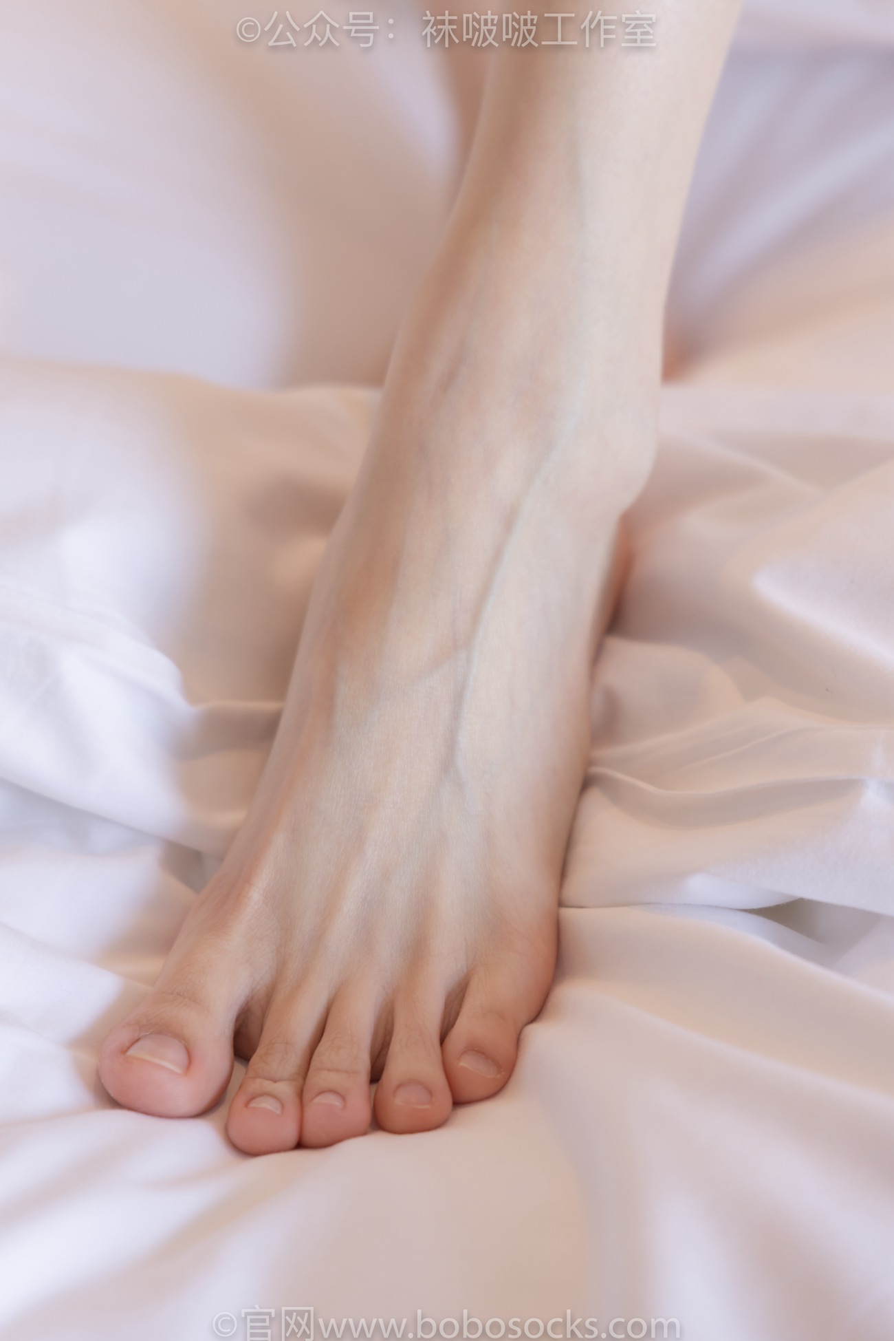 图片[79]-[BoBoSocks袜啵啵]NO.091 稚予-板鞋、淡粉色船袜、黑色船袜、裸足[148P] – 速更版-美库