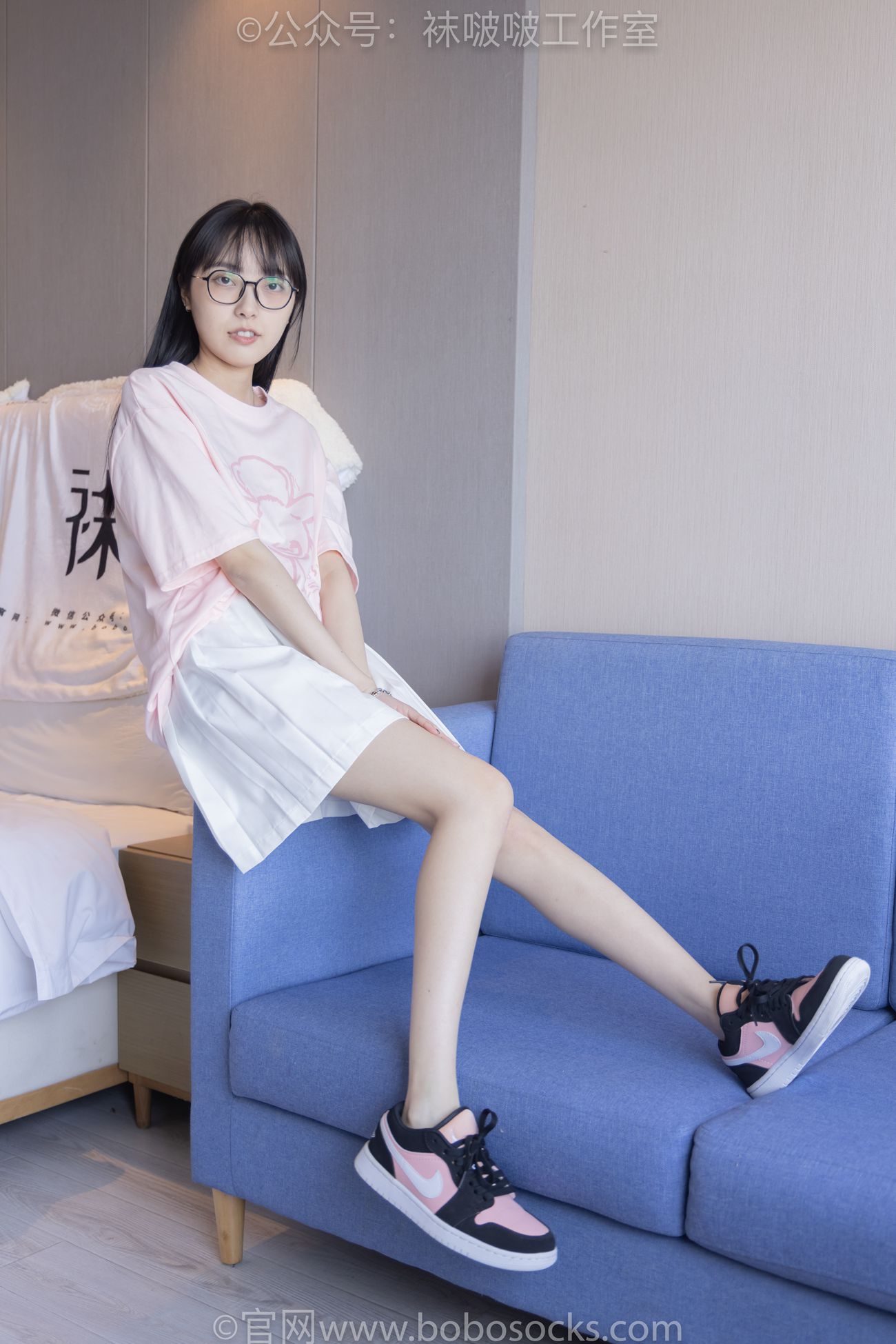 图片[85]-[BoBoSocks袜啵啵]NO.091 稚予-板鞋、淡粉色船袜、黑色船袜、裸足[148P] – 速更版-美库