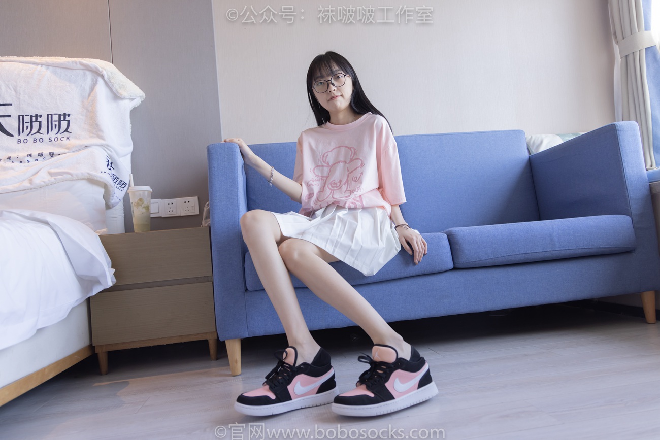 图片[100]-[BoBoSocks袜啵啵]NO.091 稚予-板鞋、淡粉色船袜、黑色船袜、裸足[148P] – 速更版-美库