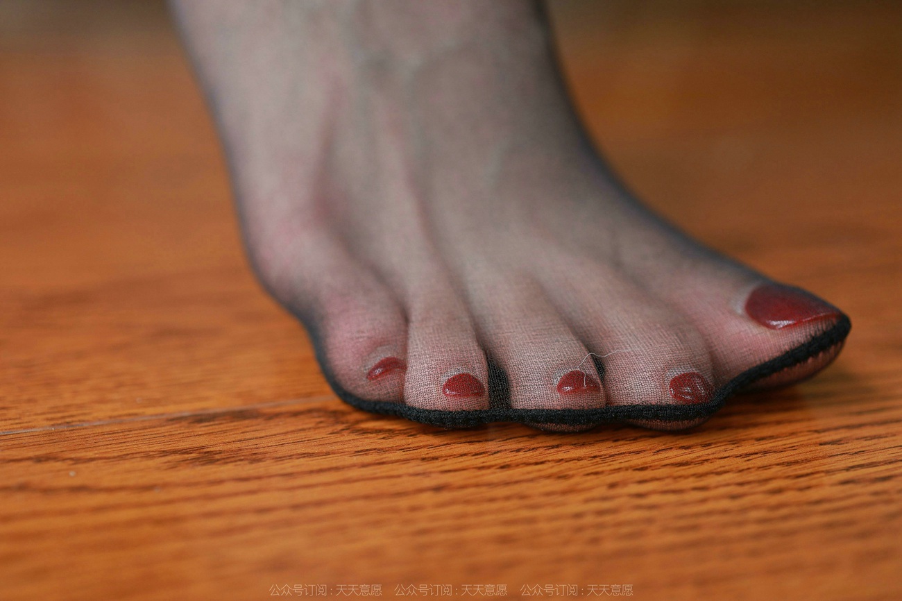 图片[78]-[IESS异思趣向] 2022.03.06 丝享家1020：团团《长腿黑色旗袍》[93P] – 速更版-美库