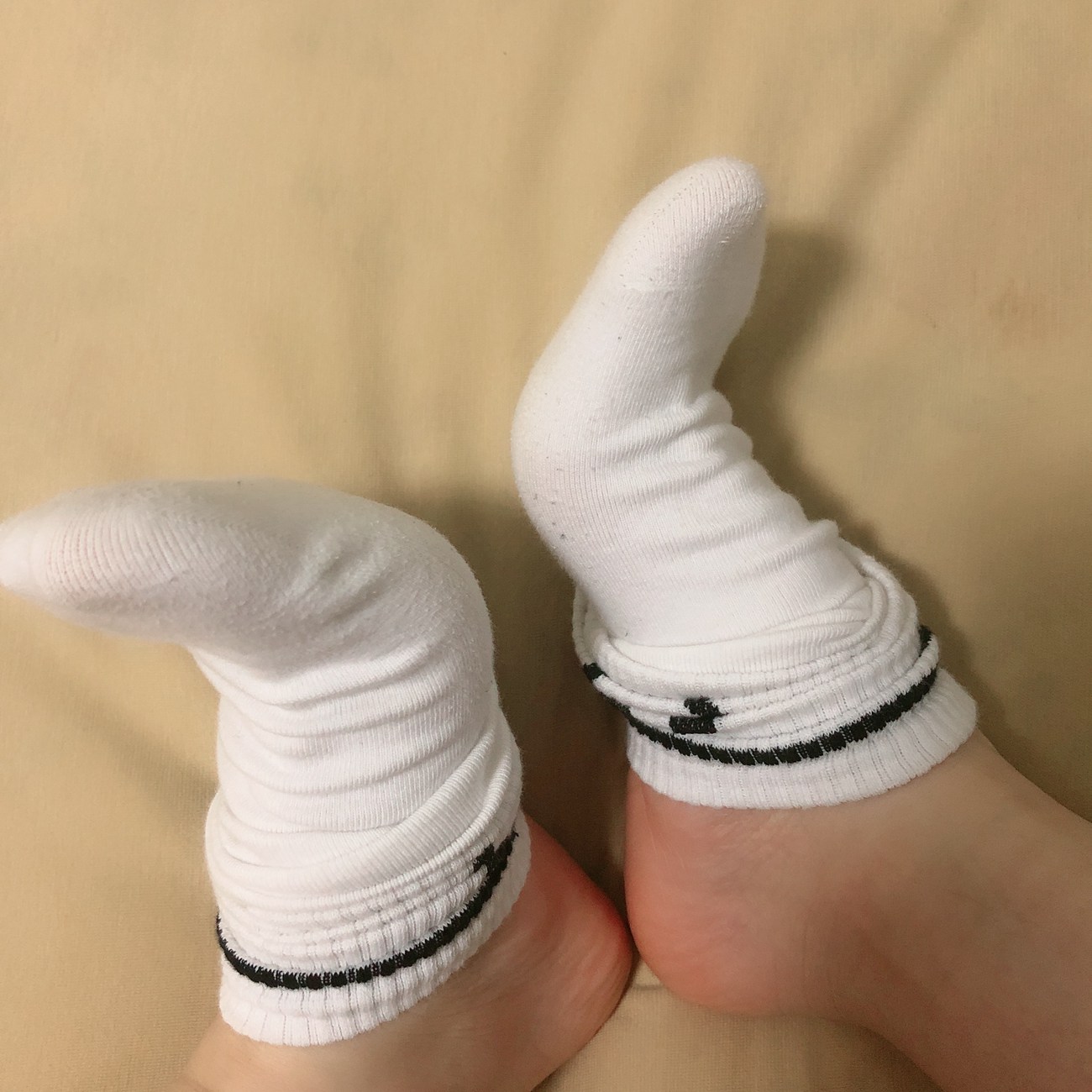 图片[12]-[誉铭传媒]袜足摄影 2021年《08月份微信公众号付费福利》[96P] – 速更版-美库