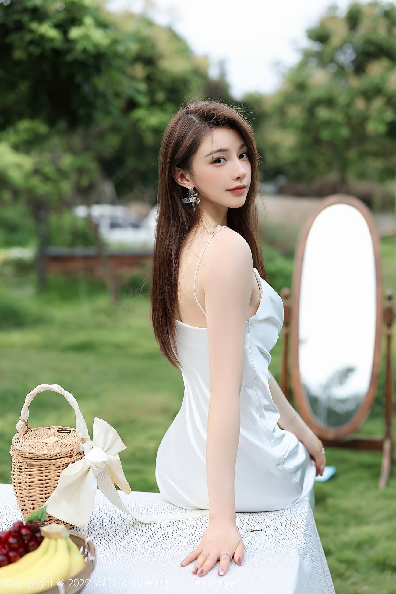 图片[20]-[IMISS爱蜜社] 2022.05.17 VOL.682 Lynn刘奕宁 户外美腿[25P] – 速更版-美库