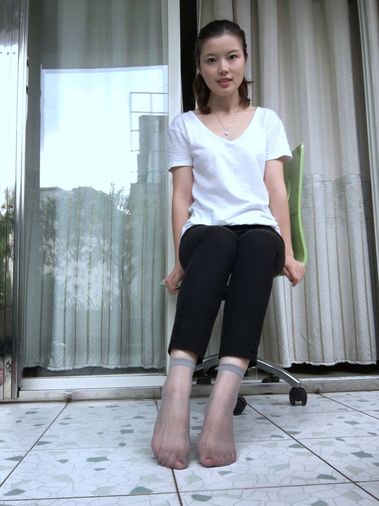 图片[64]-学妹校园寝室短丝系列042 夏丽[237P] – 速更版-美库