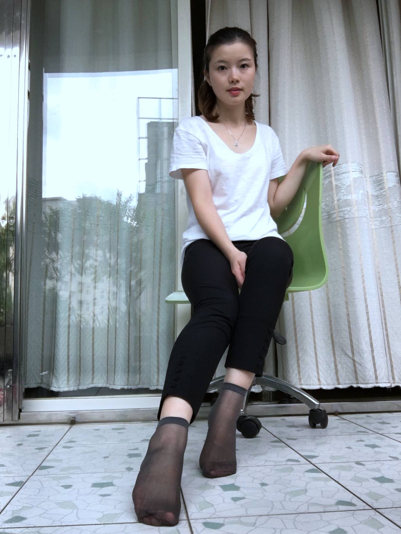 图片[74]-学妹校园寝室短丝系列042 夏丽[237P] – 速更版-美库