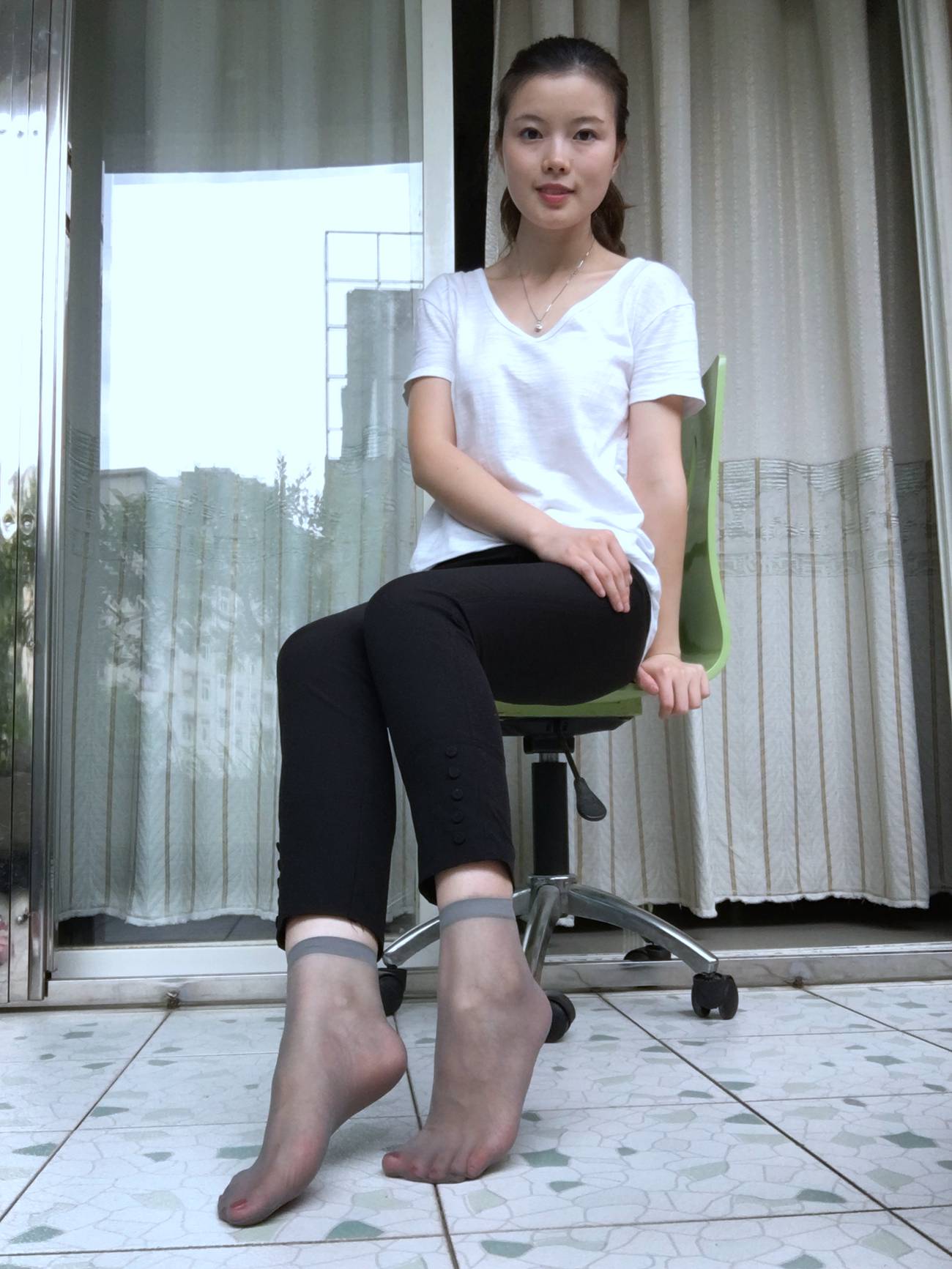 图片[93]-学妹校园寝室短丝系列042 夏丽[237P] – 速更版-美库