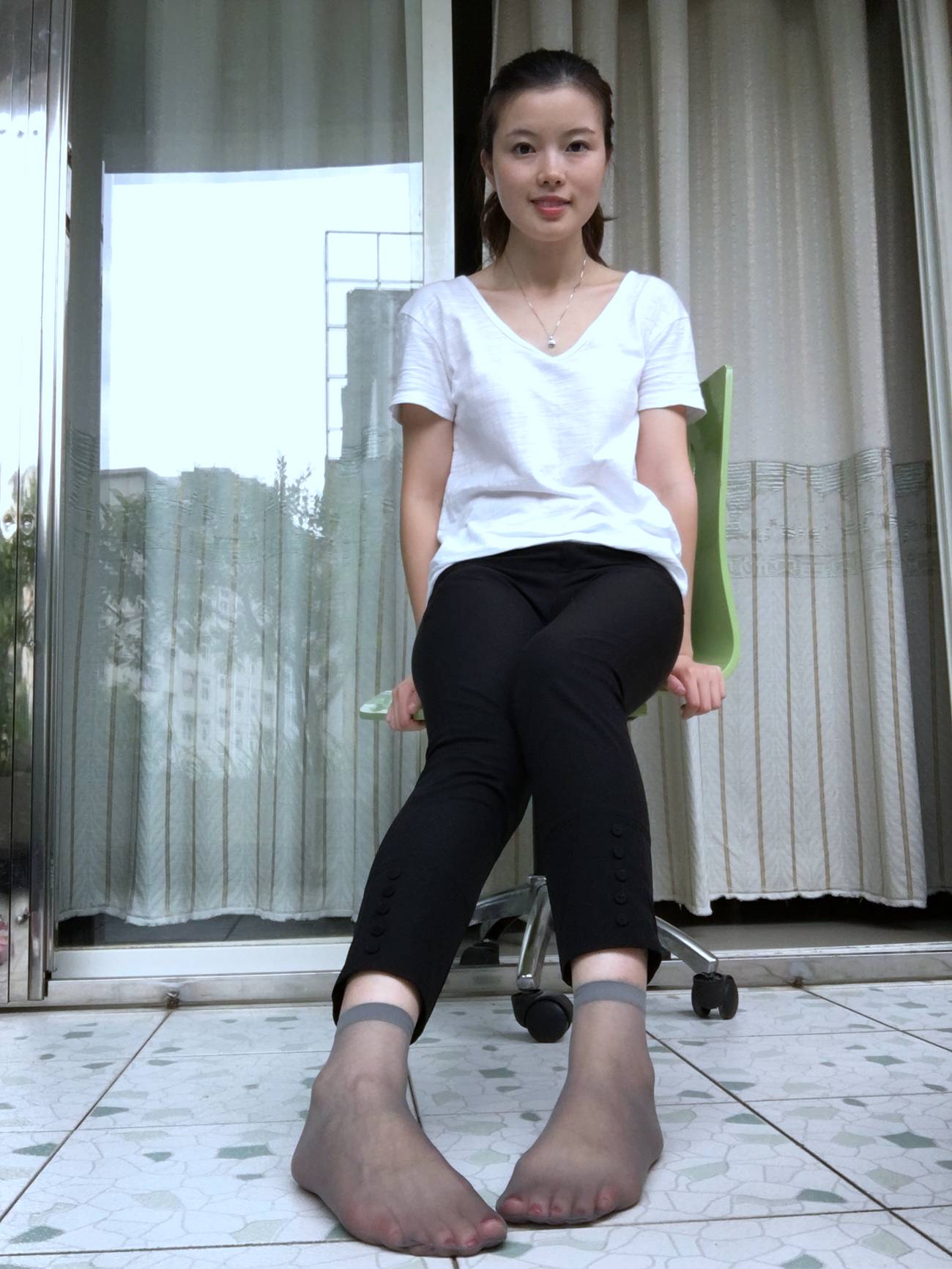 图片[94]-学妹校园寝室短丝系列042 夏丽[237P] – 速更版-美库