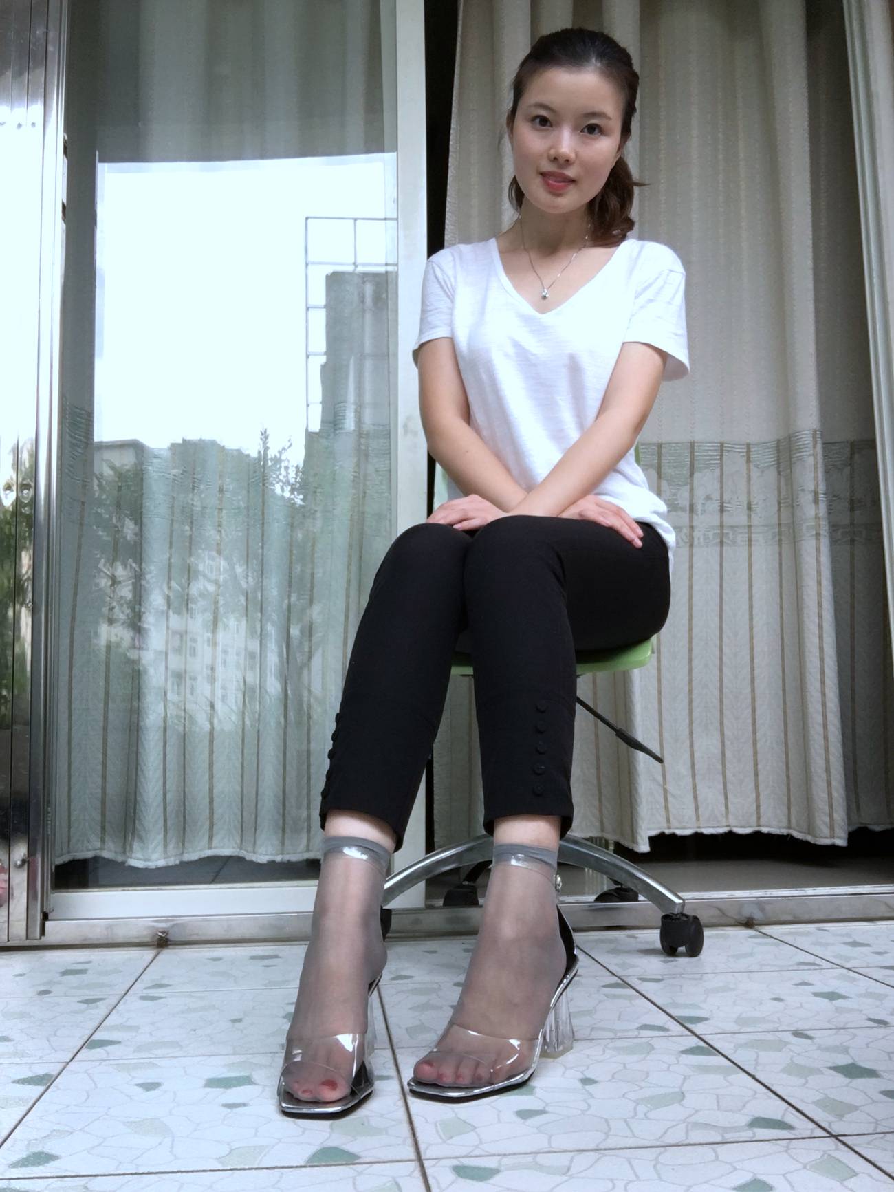 图片[98]-学妹校园寝室短丝系列042 夏丽[237P] – 速更版-美库