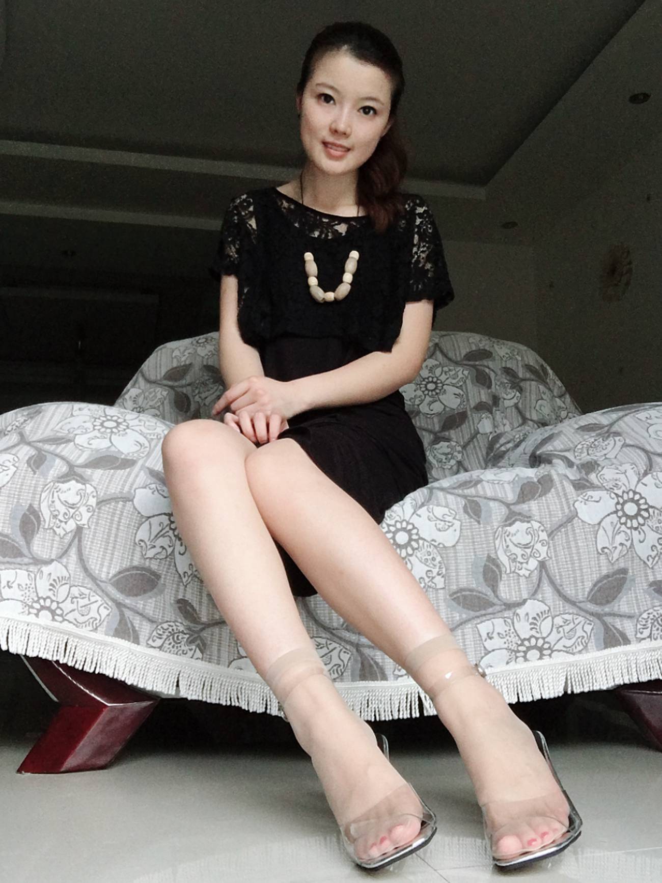 图片[195]-学妹校园寝室短丝系列042 夏丽[237P] – 速更版-美库