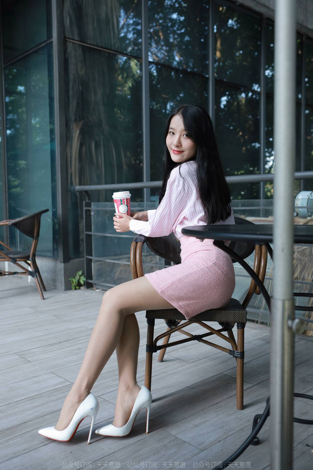 图片[37]-[IESS异思趣向] 2022.03.08 丝享家1022：婉萍《粉嫩的下午茶》[88P] – 速更版-美库