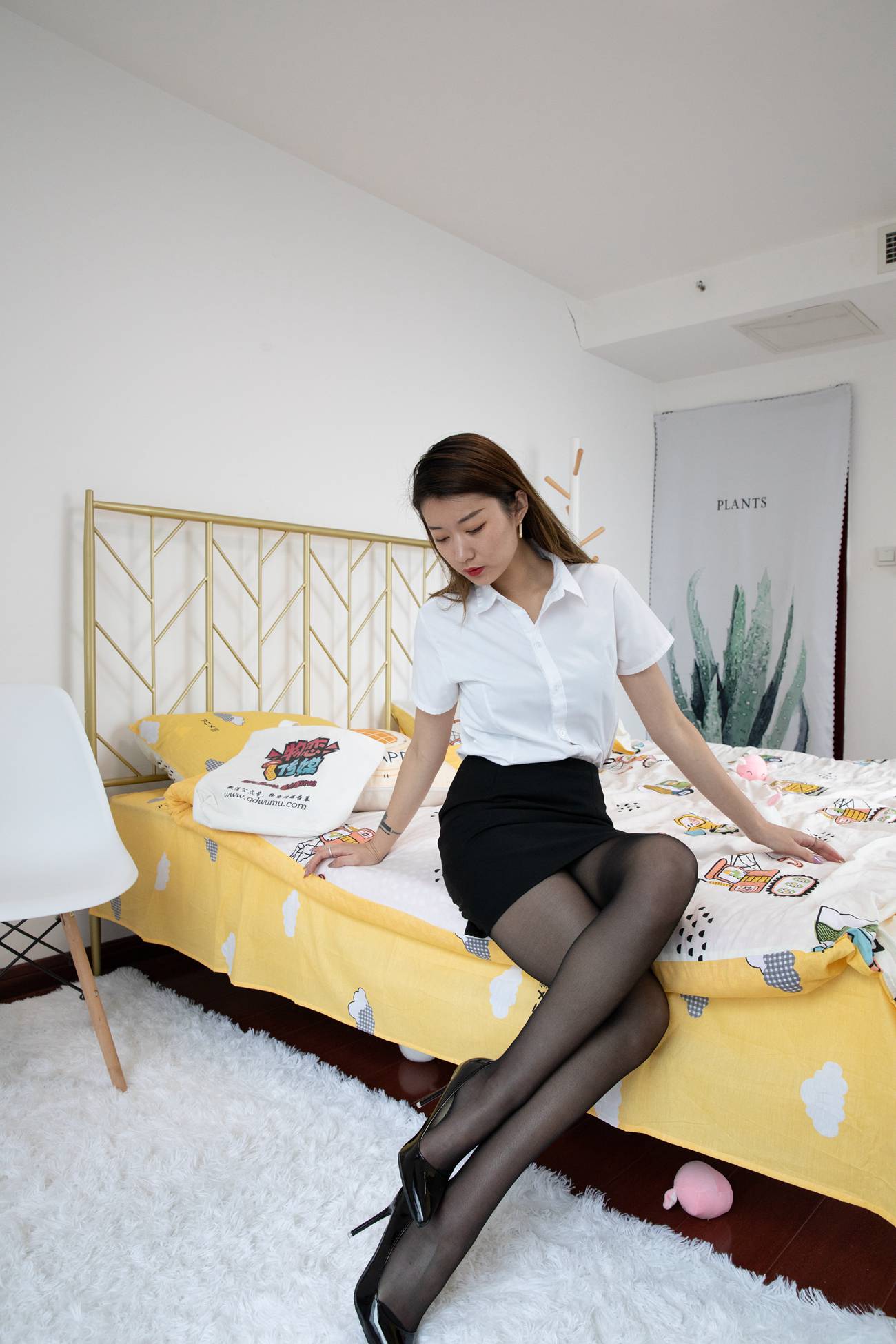 图片[11]-物恋传媒 NO.419 言言-霓虹灯下的梦想[149P] – 速更版-美库