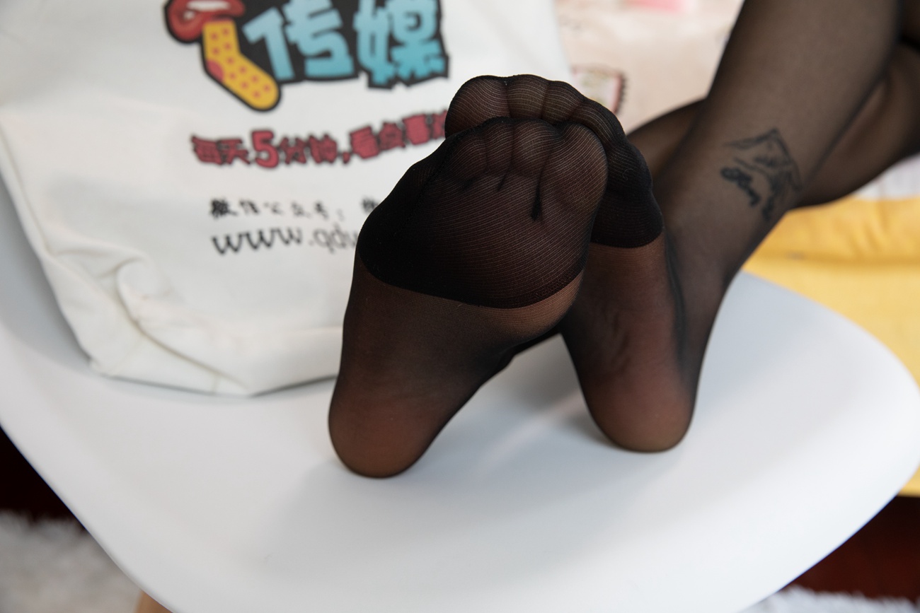 图片[57]-物恋传媒 NO.419 言言-霓虹灯下的梦想[149P] – 速更版-美库