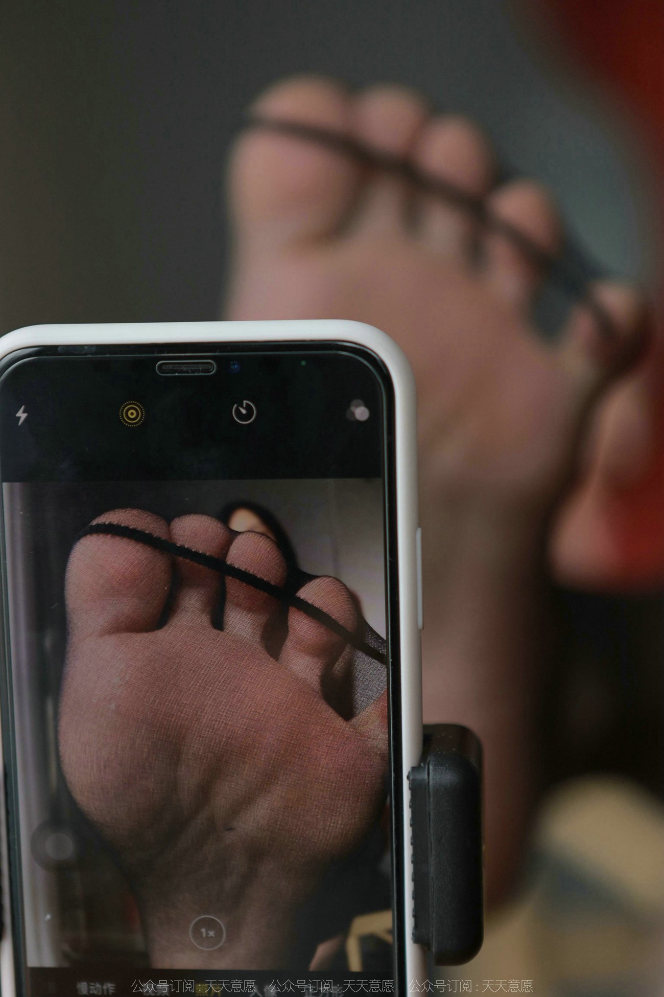 图片[43]-[IESS异思趣向] 2022.03.09 丝享家1023：小六《红裙嘿丝自拍》[84P] – 速更版-美库