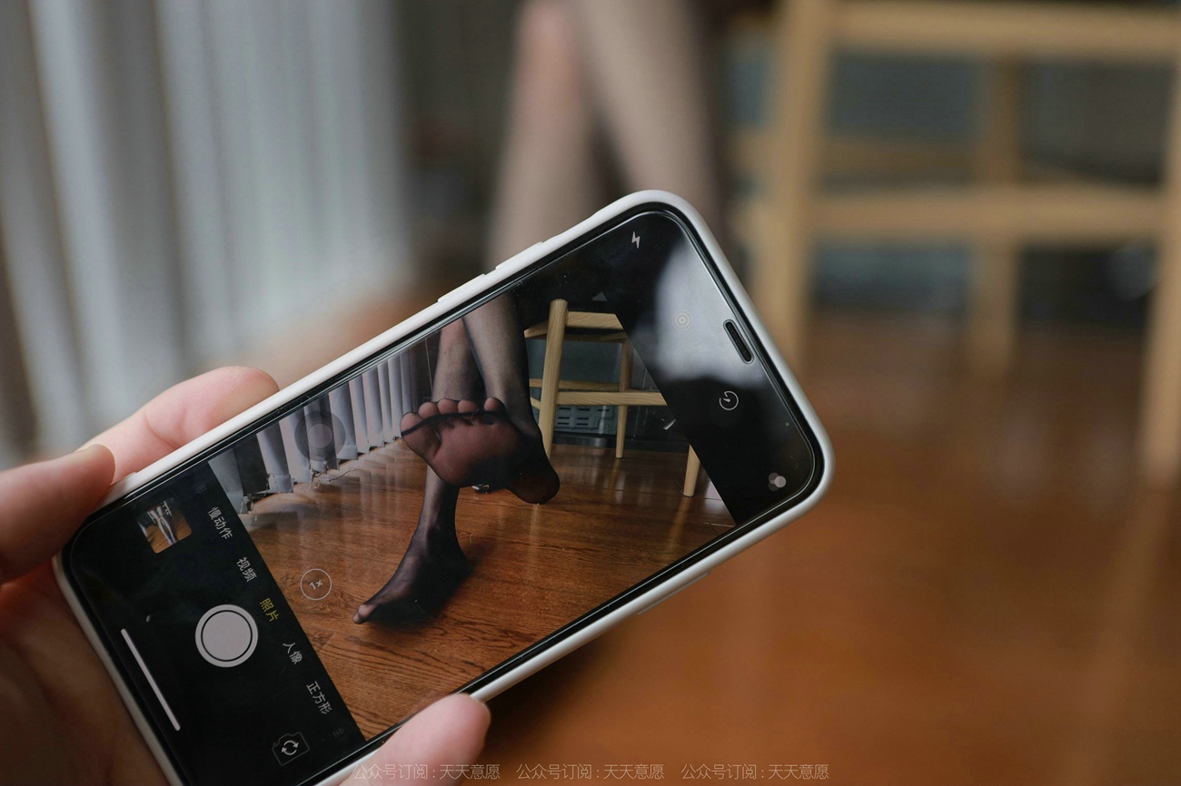 图片[54]-[IESS异思趣向] 2022.03.09 丝享家1023：小六《红裙嘿丝自拍》[84P] – 速更版-美库