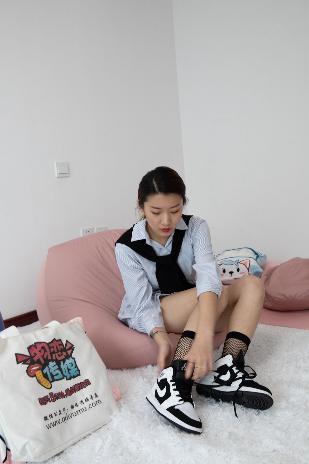 图片[17]-物恋传媒 No.424 言言-倾城之恋 [135P] – 速更版-美库