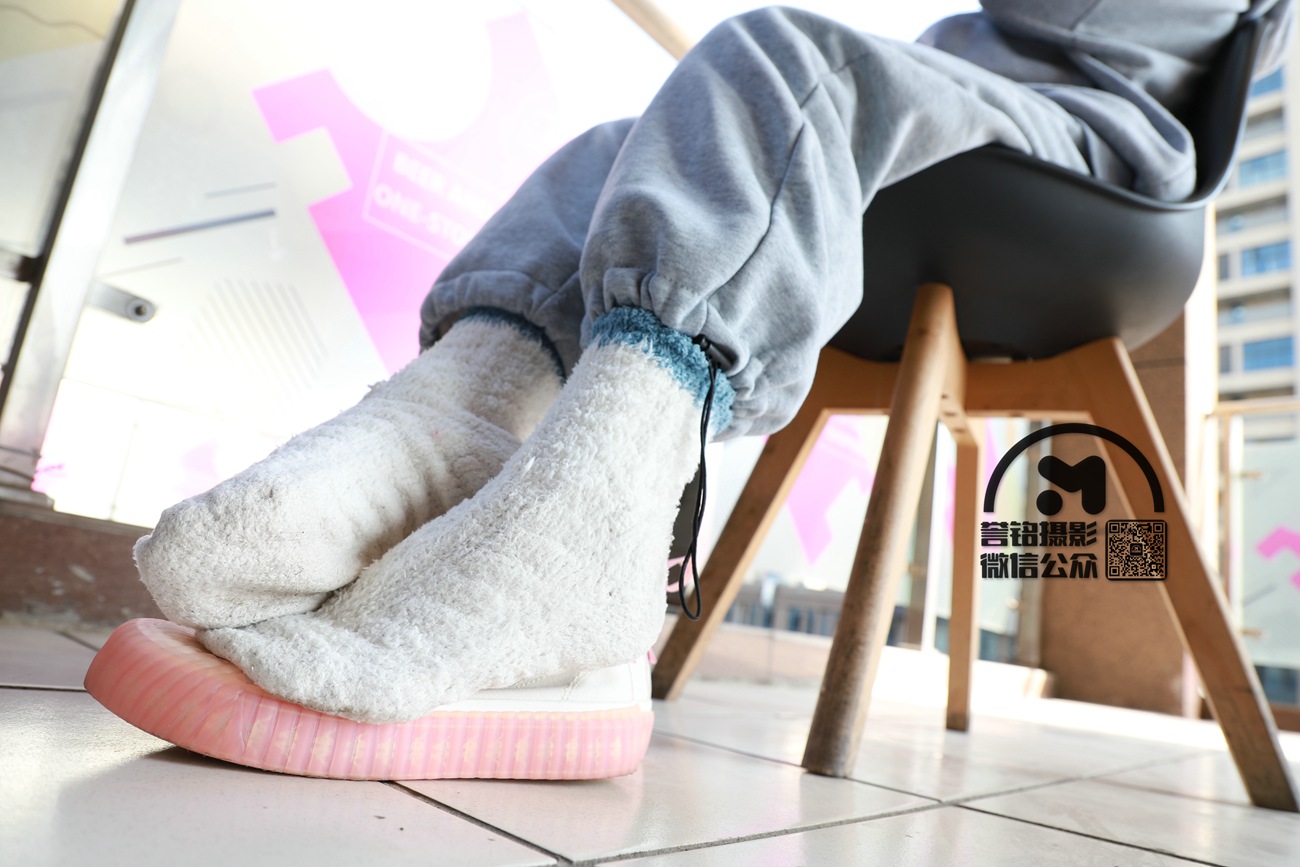 图片[46]-[誉铭传媒]袜足摄影 2021年《微信客户群第02套作品》[90P] – 速更版-美库