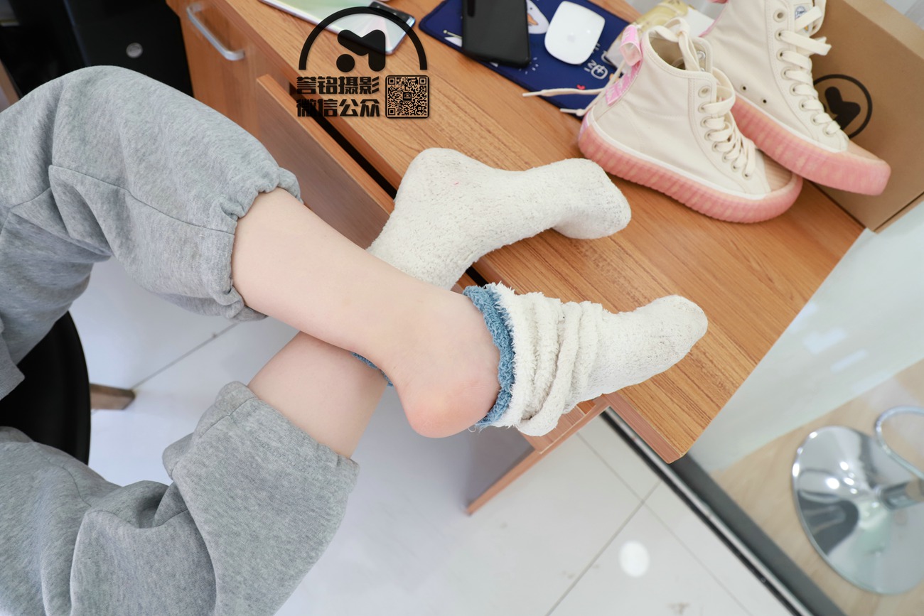 图片[56]-[誉铭传媒]袜足摄影 2021年《微信客户群第02套作品》[90P] – 速更版-美库