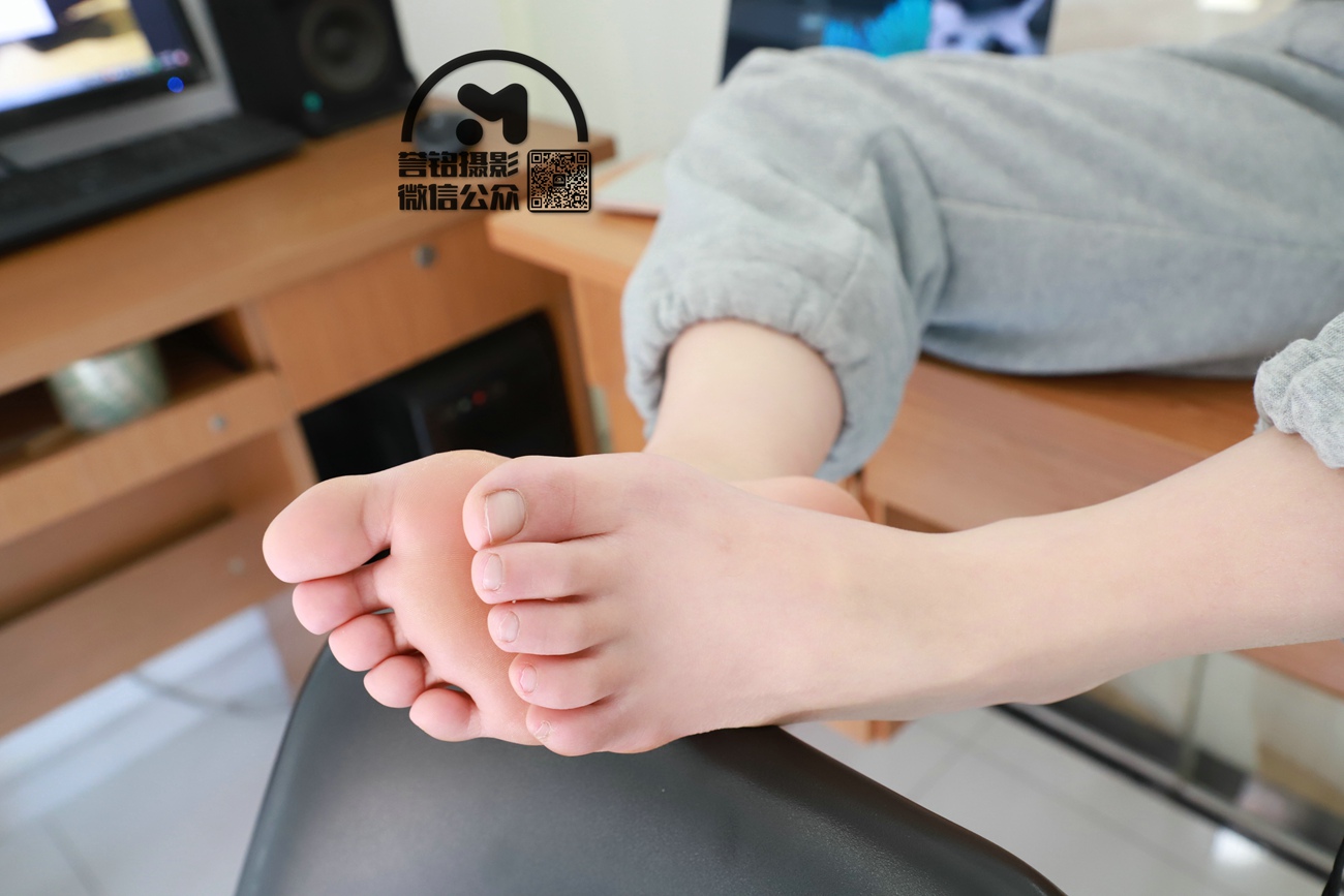 图片[81]-[誉铭传媒]袜足摄影 2021年《微信客户群第02套作品》[90P] – 速更版-美库