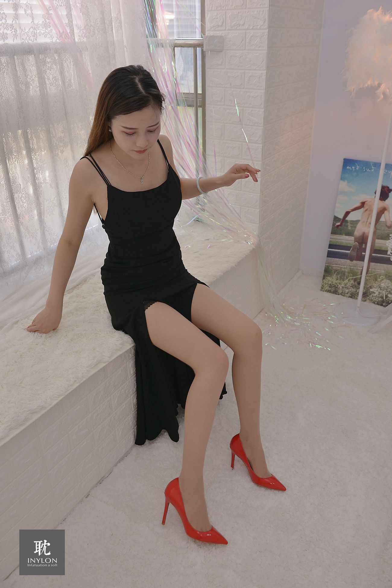 图片[34]-[IESS异思趣向] 普惠集 235 – 九妹的高叉 [76P] – 速更版-美库