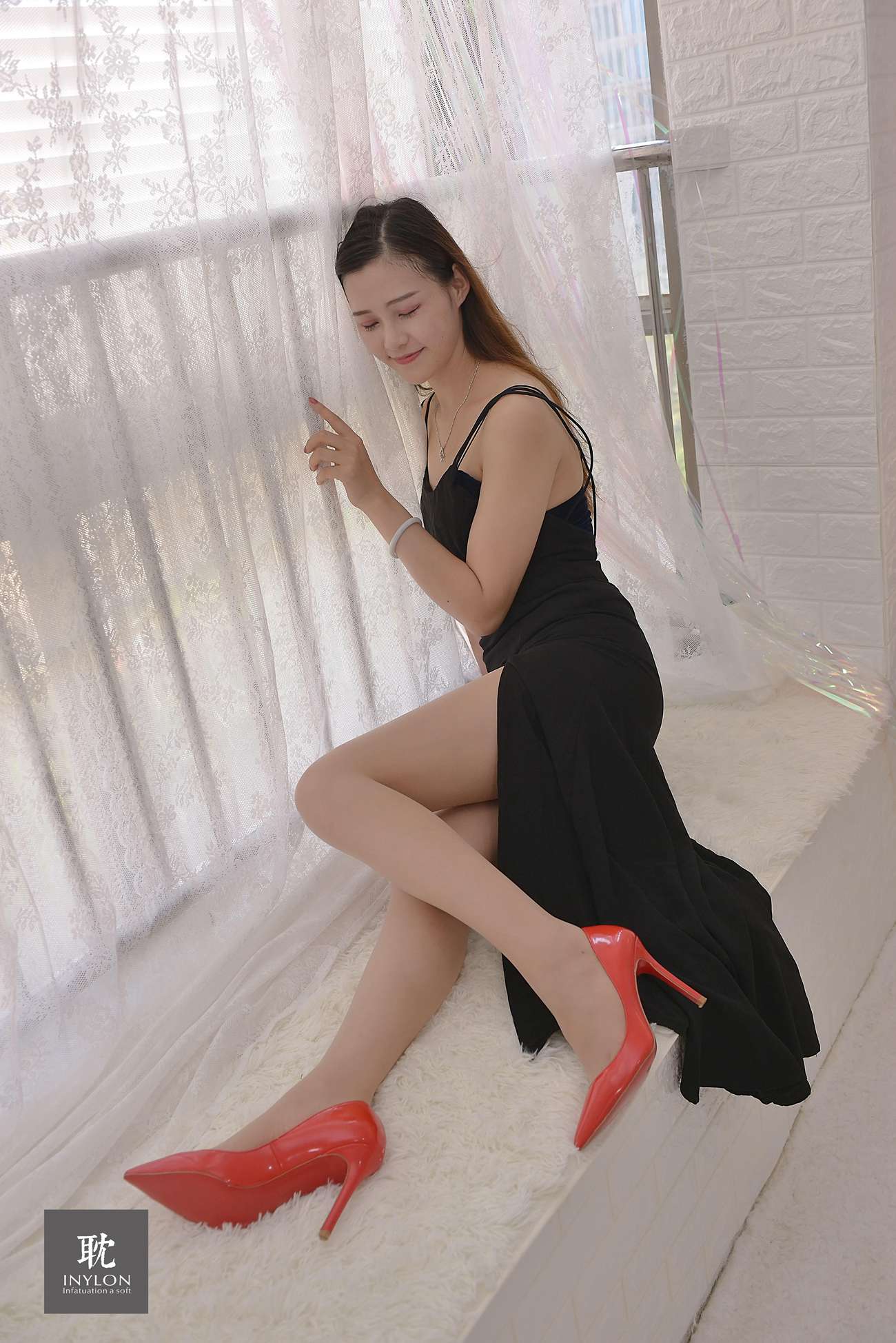 图片[77]-[IESS异思趣向] 普惠集 235 – 九妹的高叉 [76P] – 速更版-美库