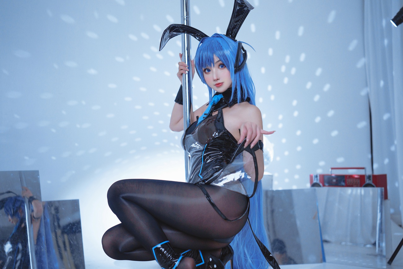 图片[12]-COS福利rioko凉凉子 – 花园兔女郎 [16P] – 速更版-美库