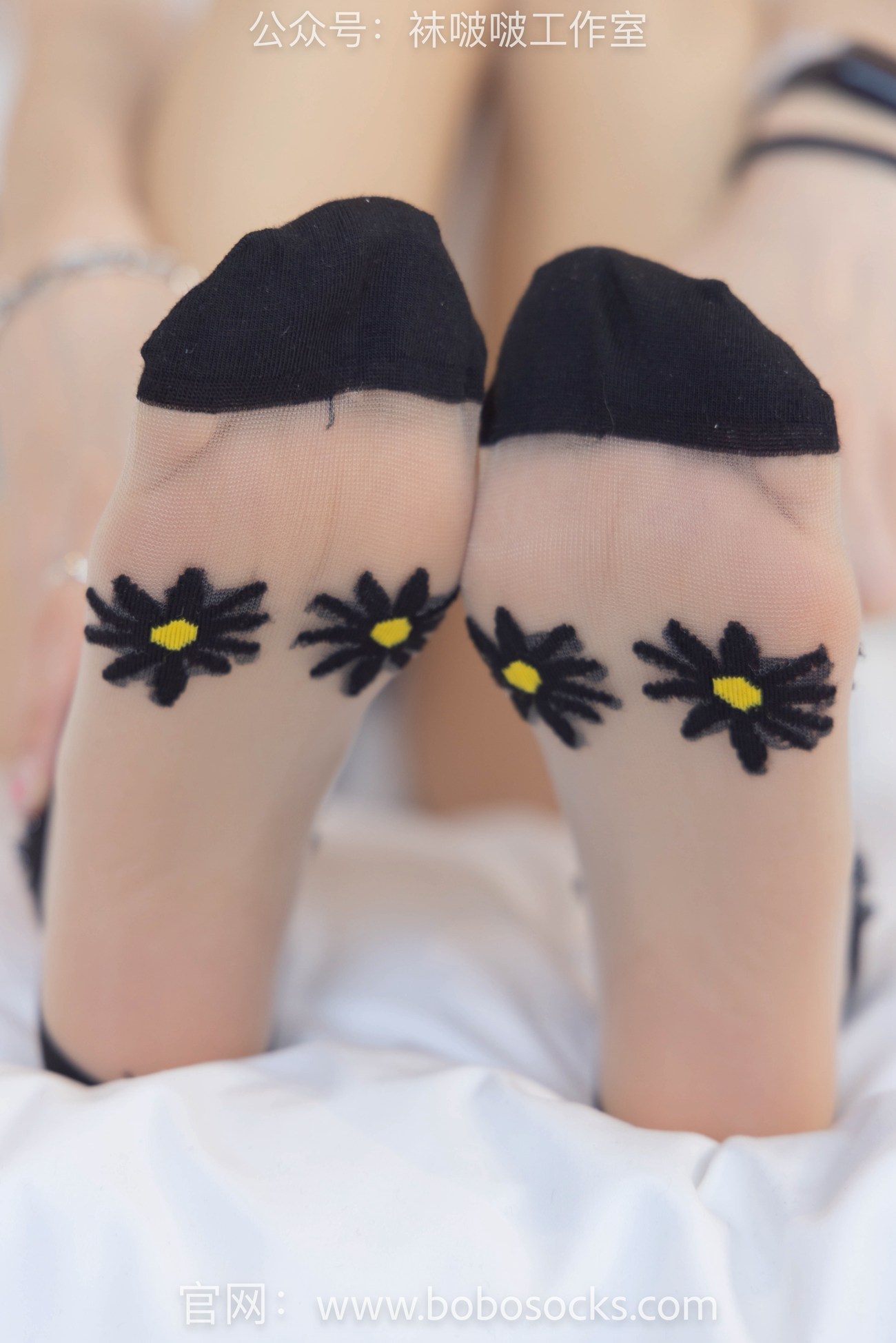 图片[25]-[BoBoSocks袜啵啵]NO.097 稚予-板鞋、玻璃丝短袜、肉丝[140P] – 速更版-美库