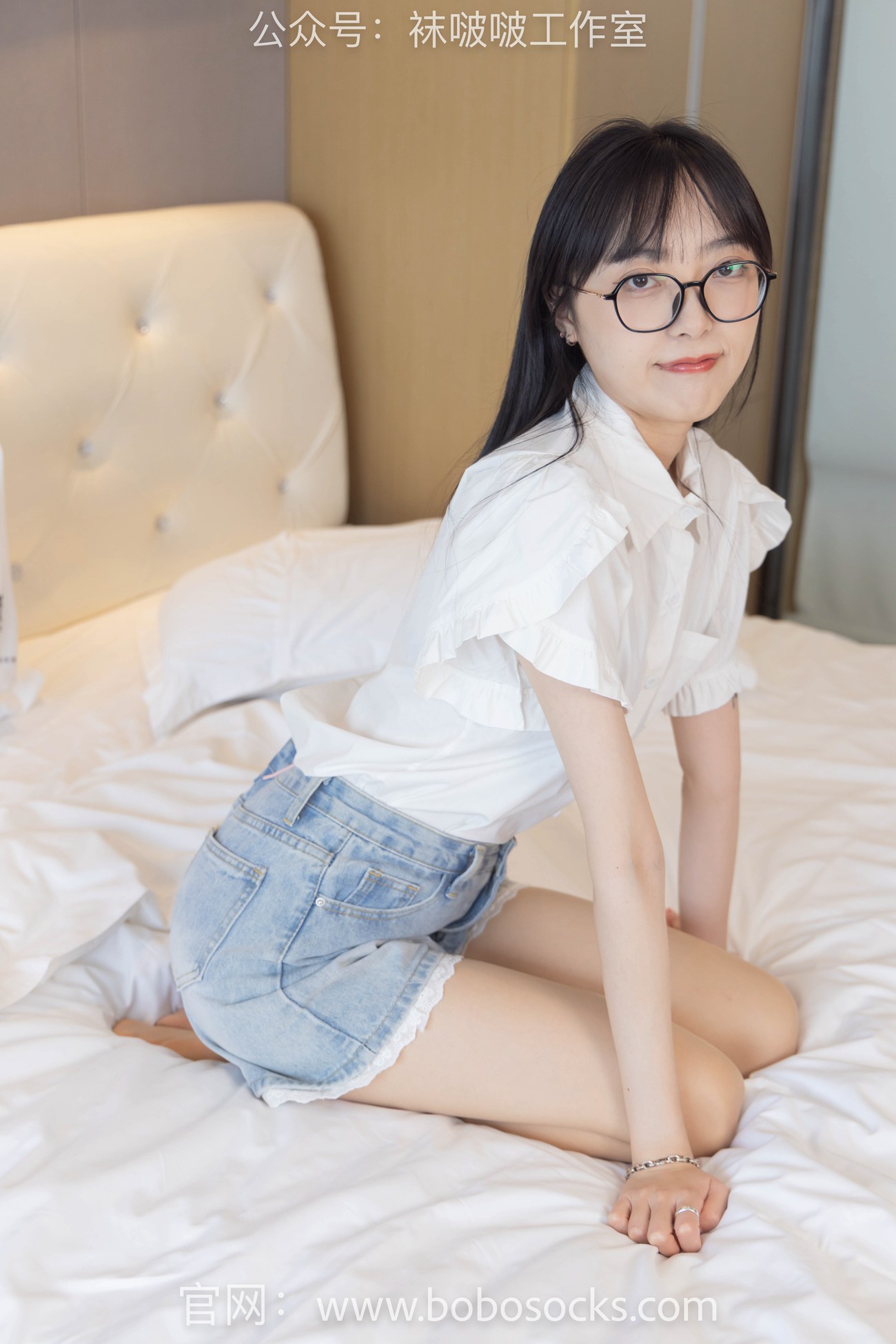 图片[124]-[BoBoSocks袜啵啵]NO.097 稚予-板鞋、玻璃丝短袜、肉丝[140P] – 速更版-美库