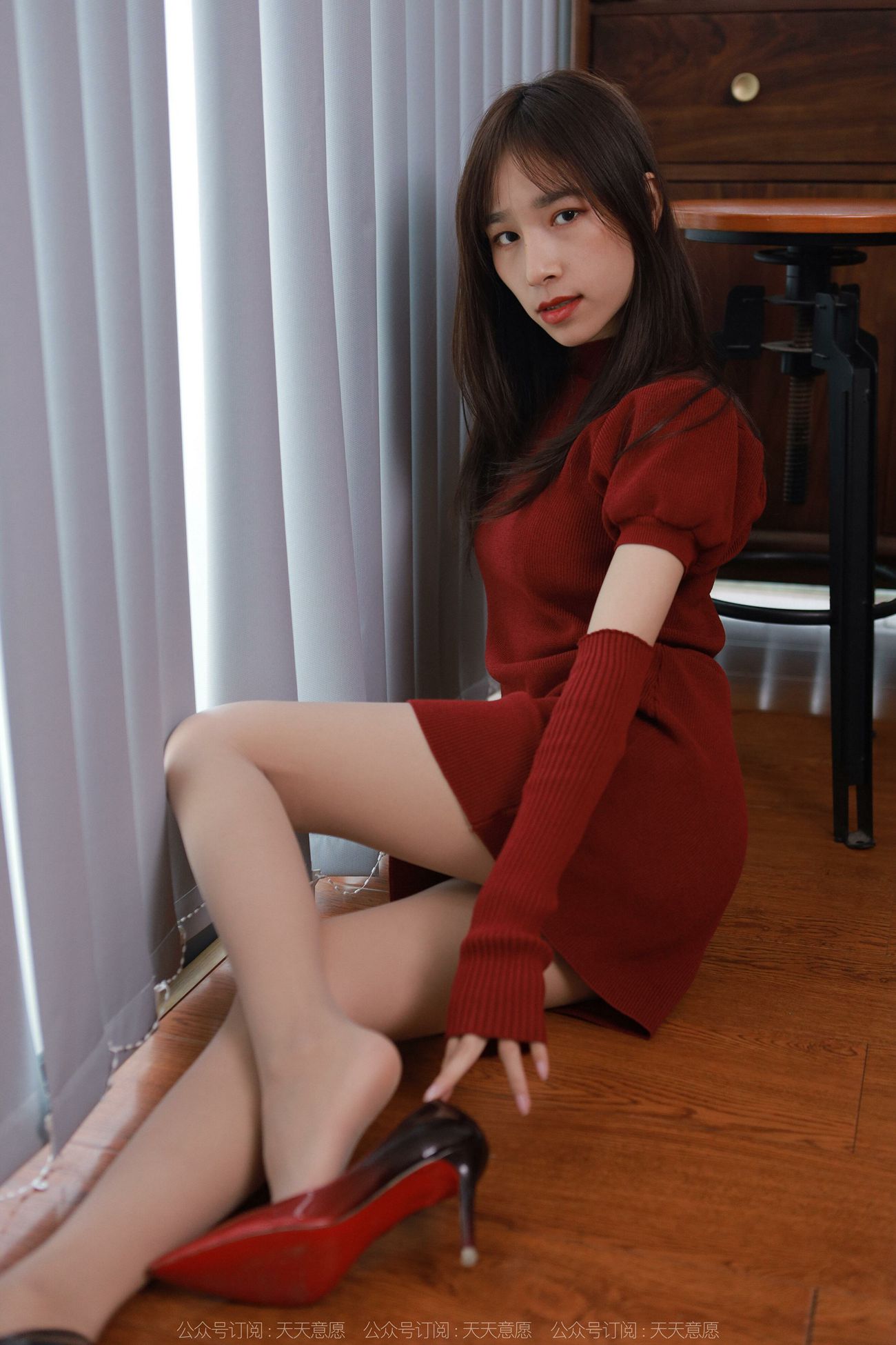 图片[86]-[IESS异思趣向]2022.03.17 丝享家1031：美子《新年红底高跟》[96P/151MB] – 速更版-美库