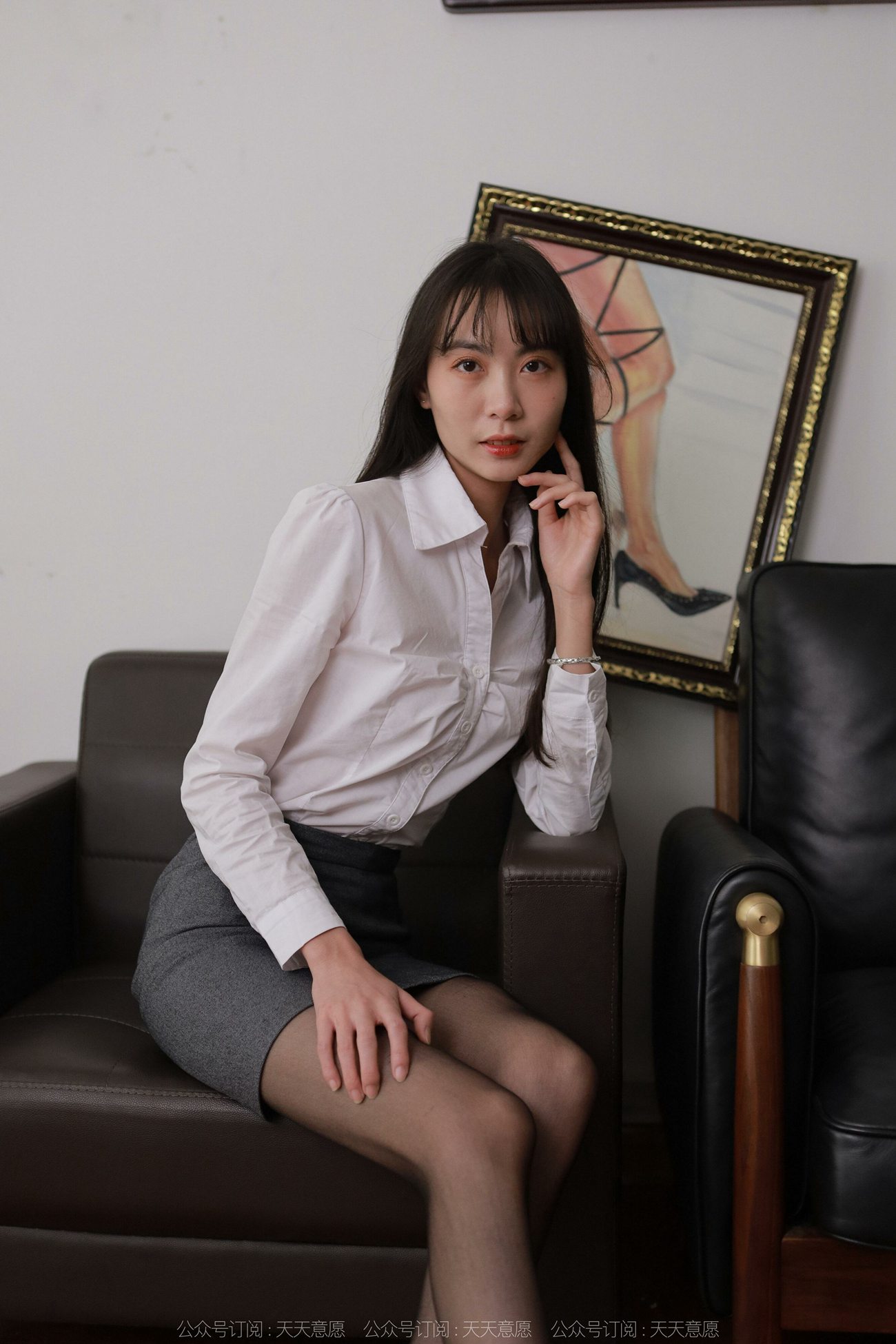 图片[56]-[IESS异思趣向]2022.03.18 丝享家1032：团团《黑丝职业装》[88P] – 速更版-美库