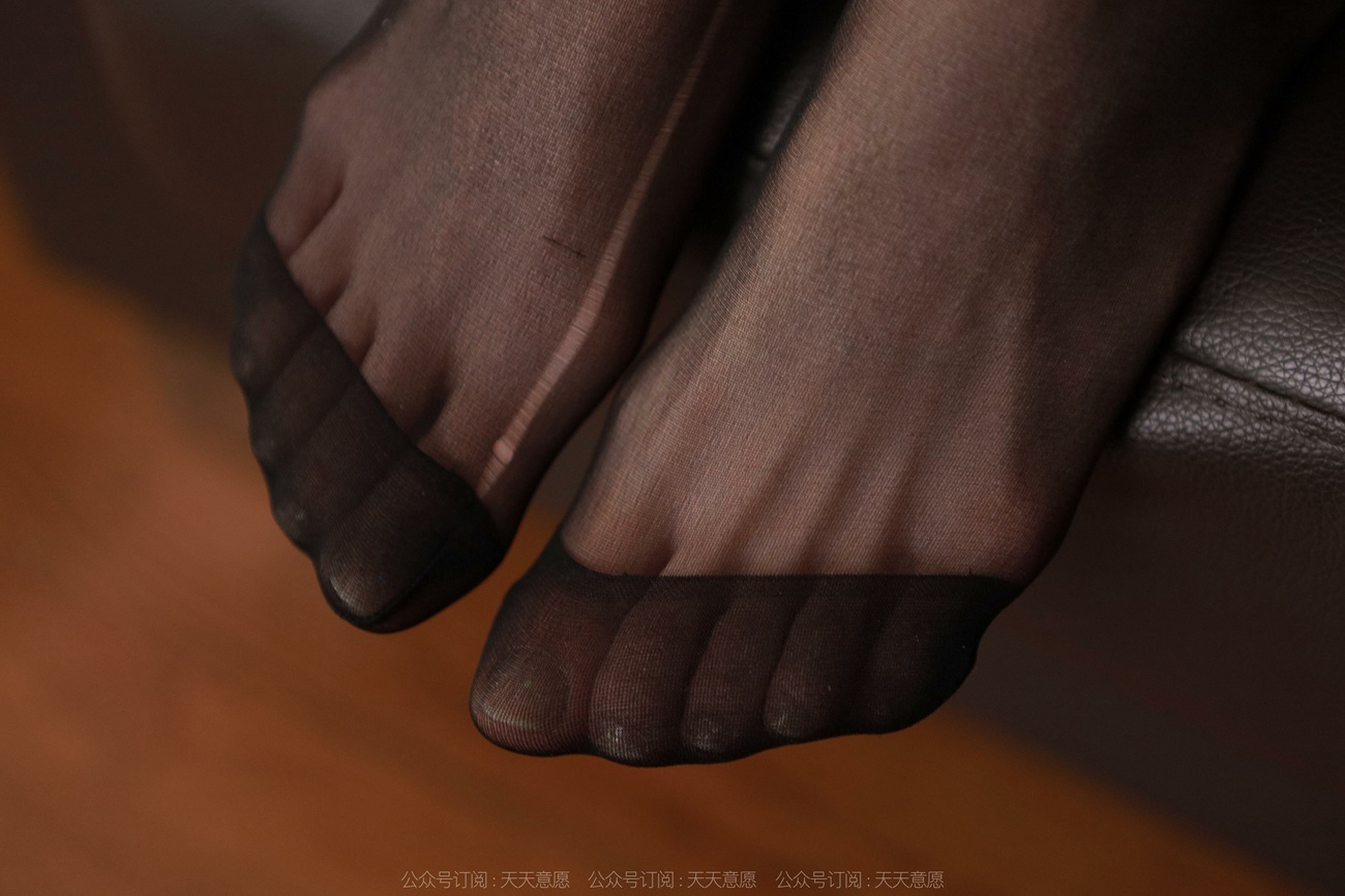 图片[60]-[IESS异思趣向]2022.03.18 丝享家1032：团团《黑丝职业装》[88P] – 速更版-美库