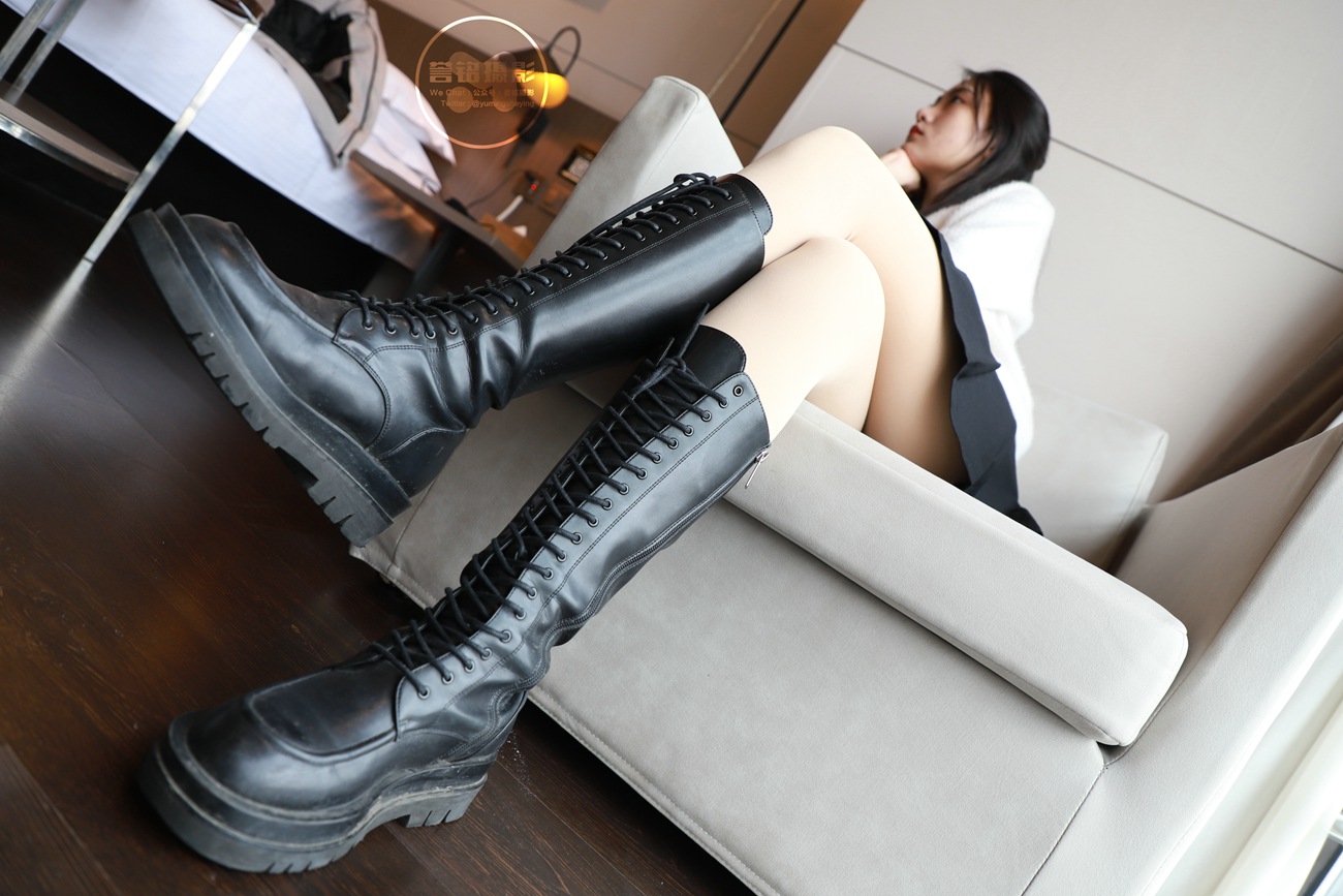 图片[82]-[誉铭传媒]袜足摄影 2021年《微信客户群第12套作品》[85P] – 速更版-美库