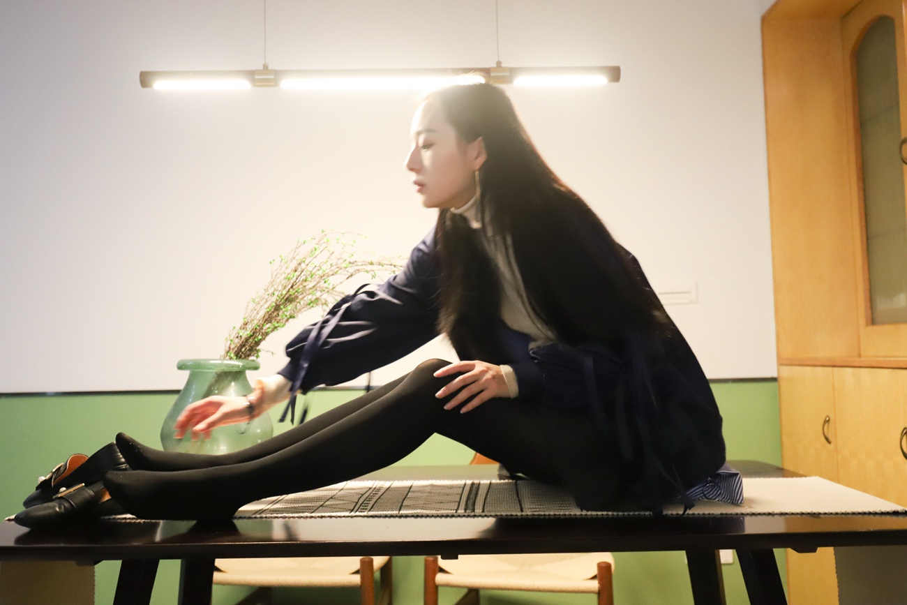 图片[18]-大西瓜爱牙膏-2018 12月活动 模特1（一） (2)黑厚 [212P] – 速更版-美库