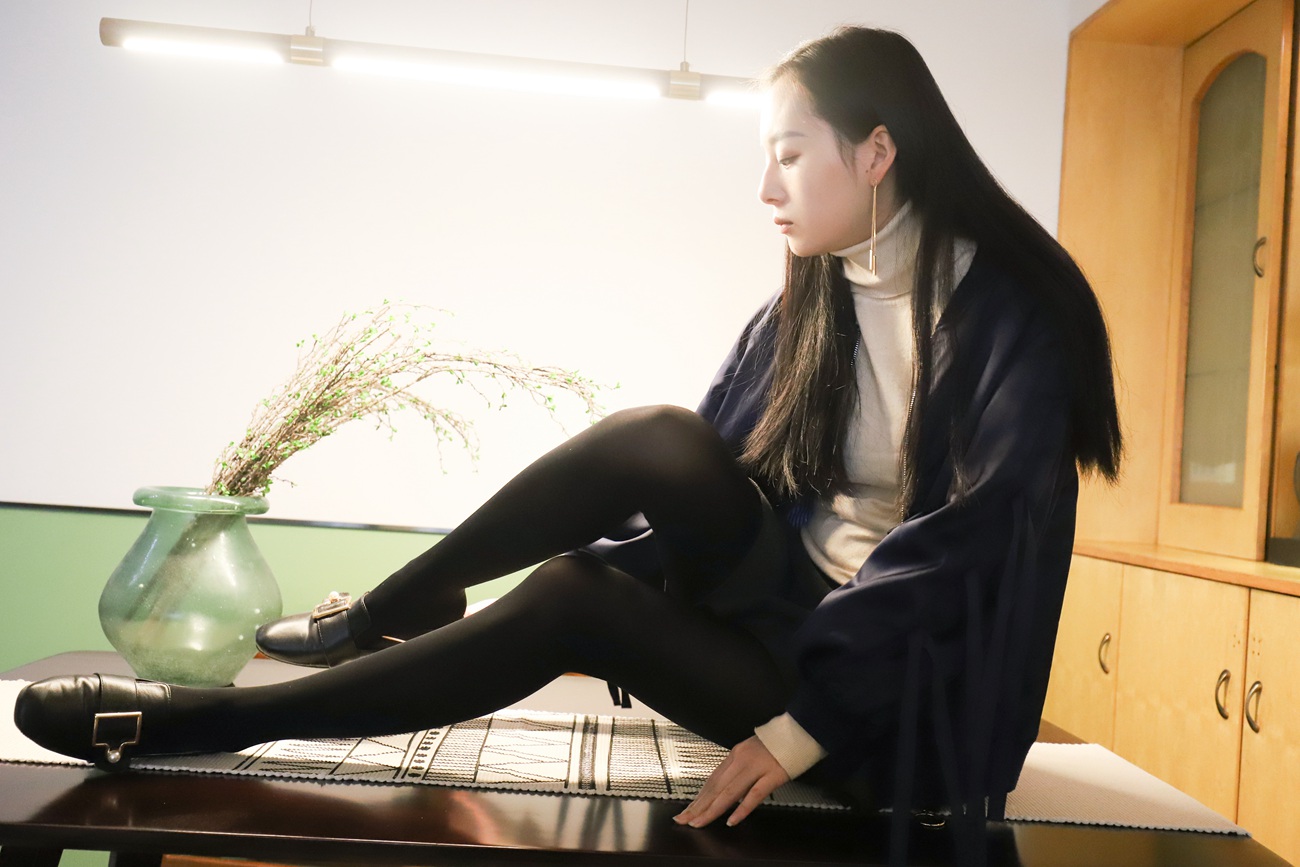 图片[117]-大西瓜爱牙膏-2018 12月活动 模特1（一） (1)黑厚 [170P] – 速更版-美库