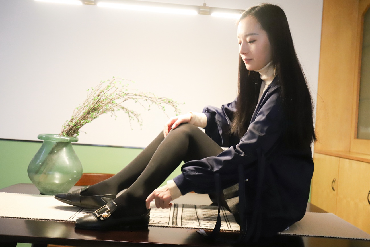 图片[129]-大西瓜爱牙膏-2018 12月活动 模特1（一） (1)黑厚 [170P] – 速更版-美库