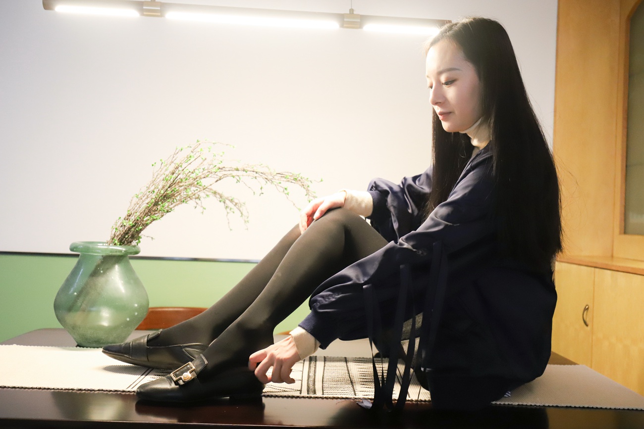 图片[128]-大西瓜爱牙膏-2018 12月活动 模特1（一） (1)黑厚 [170P] – 速更版-美库