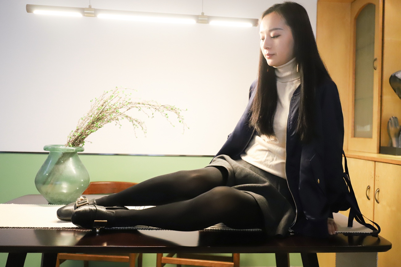 图片[131]-大西瓜爱牙膏-2018 12月活动 模特1（一） (1)黑厚 [170P] – 速更版-美库