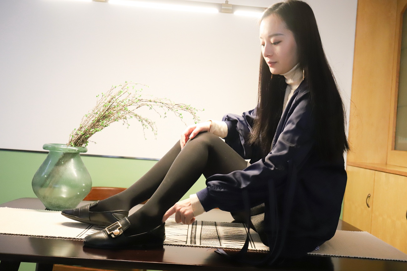 图片[130]-大西瓜爱牙膏-2018 12月活动 模特1（一） (1)黑厚 [170P] – 速更版-美库