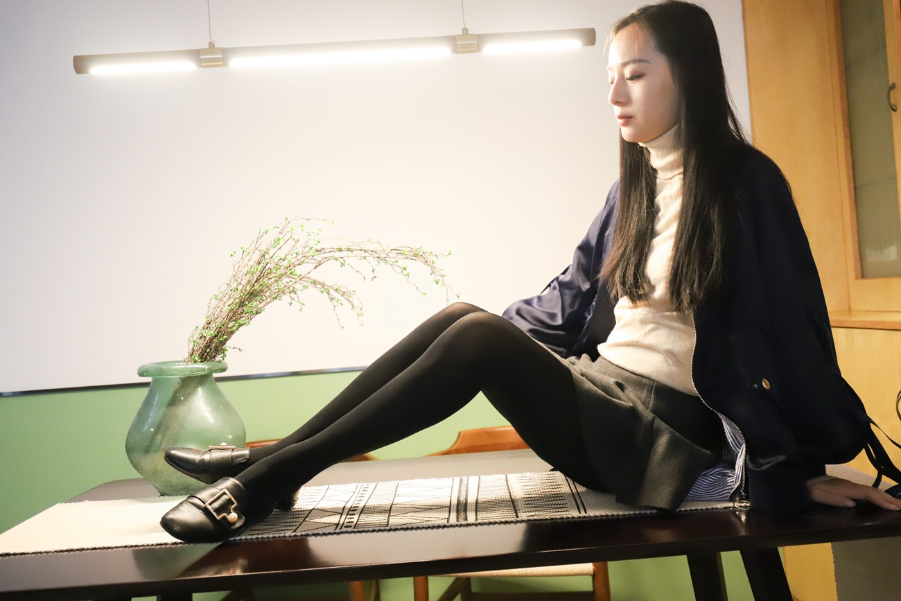 图片[141]-大西瓜爱牙膏-2018 12月活动 模特1（一） (1)黑厚 [170P] – 速更版-美库