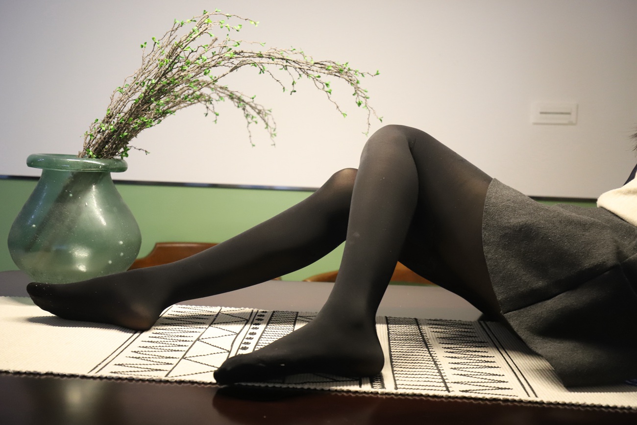 图片[159]-大西瓜爱牙膏-2018 12月活动 模特1（一） (1)黑厚 [170P] – 速更版-美库