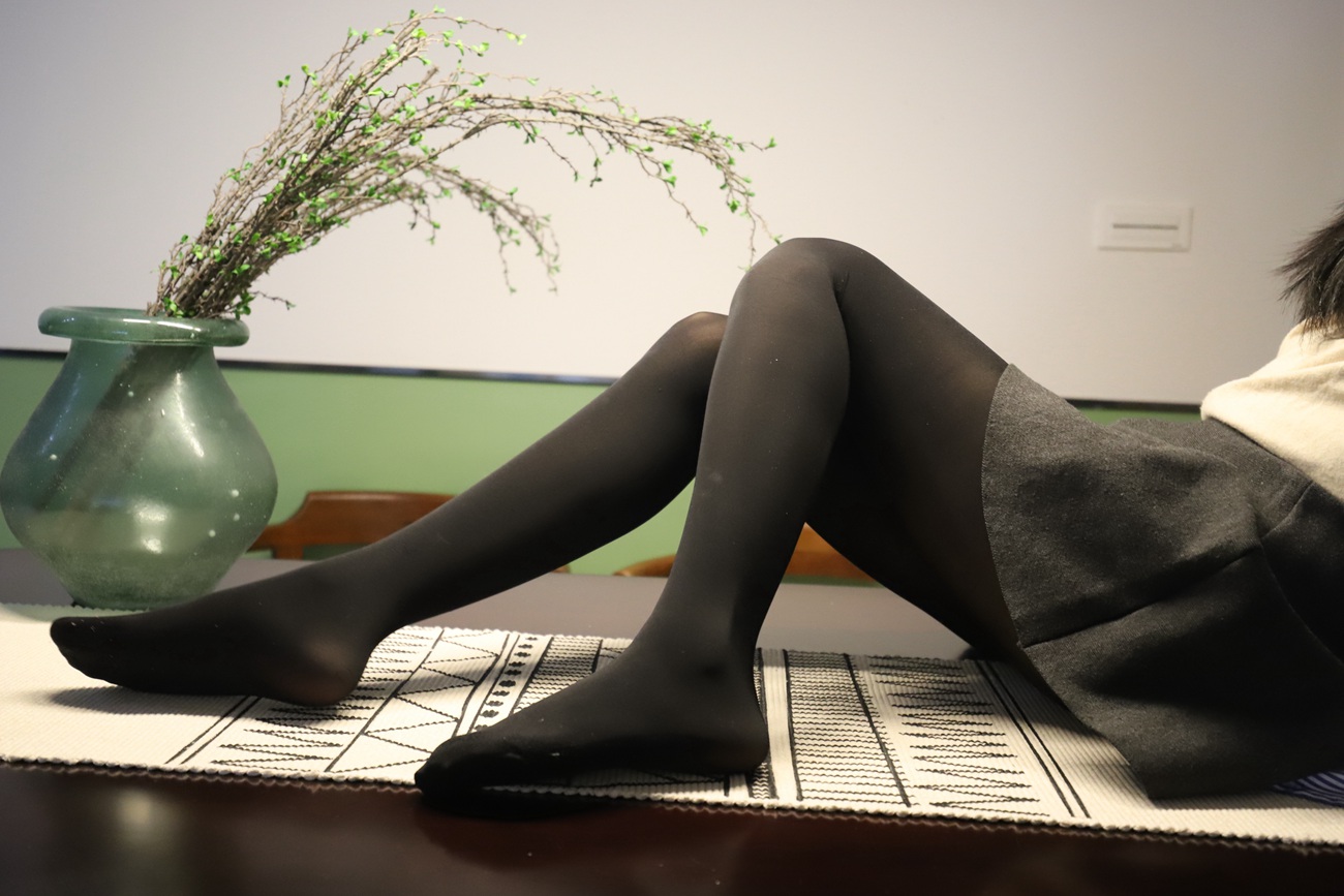 图片[160]-大西瓜爱牙膏-2018 12月活动 模特1（一） (1)黑厚 [170P] – 速更版-美库