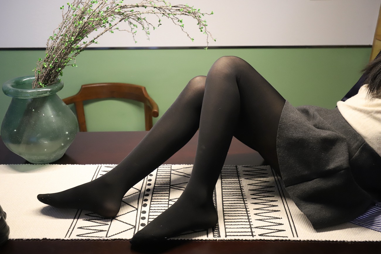 图片[161]-大西瓜爱牙膏-2018 12月活动 模特1（一） (1)黑厚 [170P] – 速更版-美库