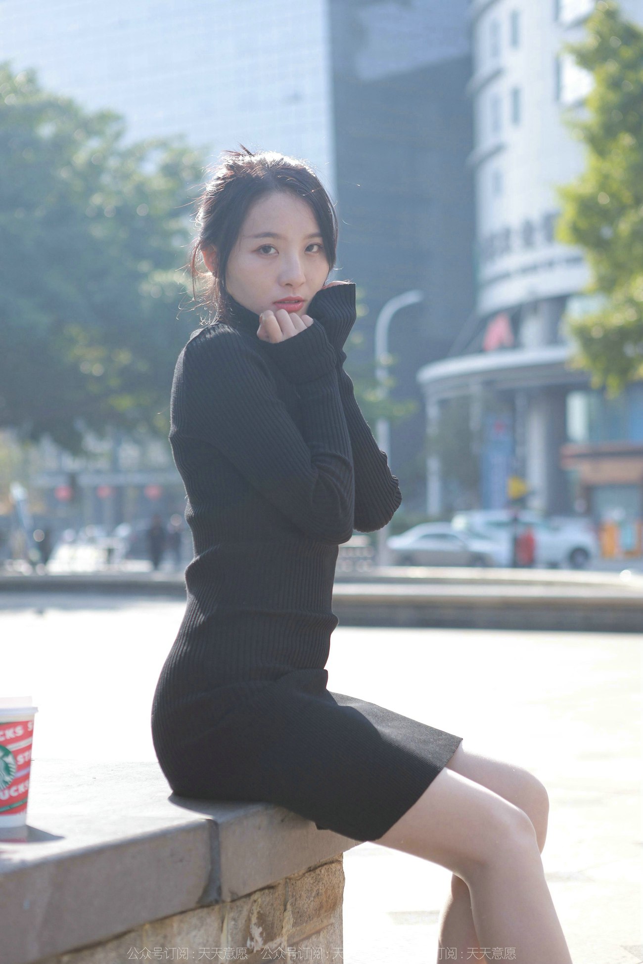 图片[18]-[IESS异思趣向]2022.03.21 丝享家1035：婉萍《黑色包臀裙》[89P] – 速更版-美库