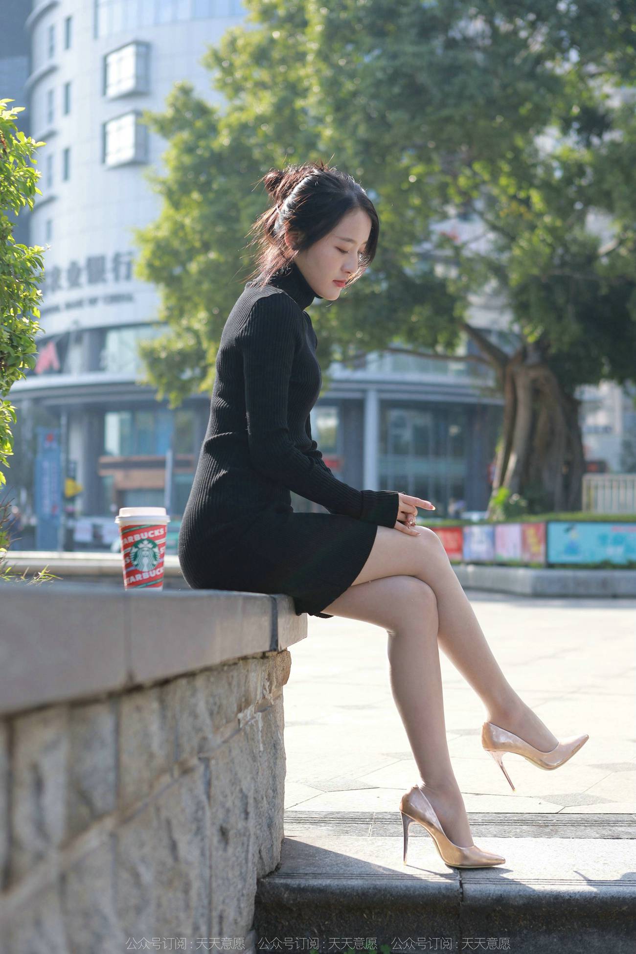 图片[20]-[IESS异思趣向]2022.03.21 丝享家1035：婉萍《黑色包臀裙》[89P] – 速更版-美库